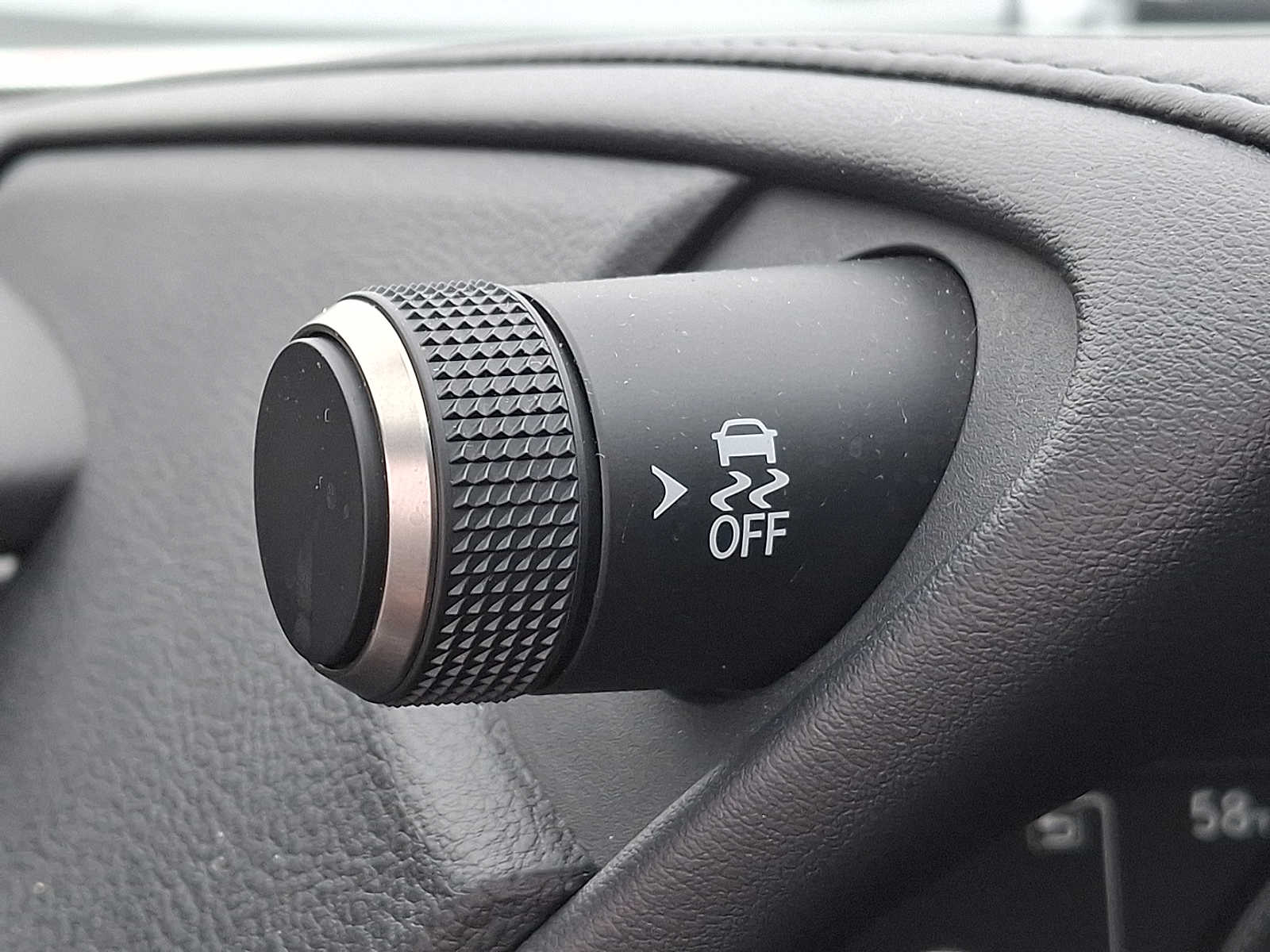 Thumbnail: 2019 Lexus ES - 24