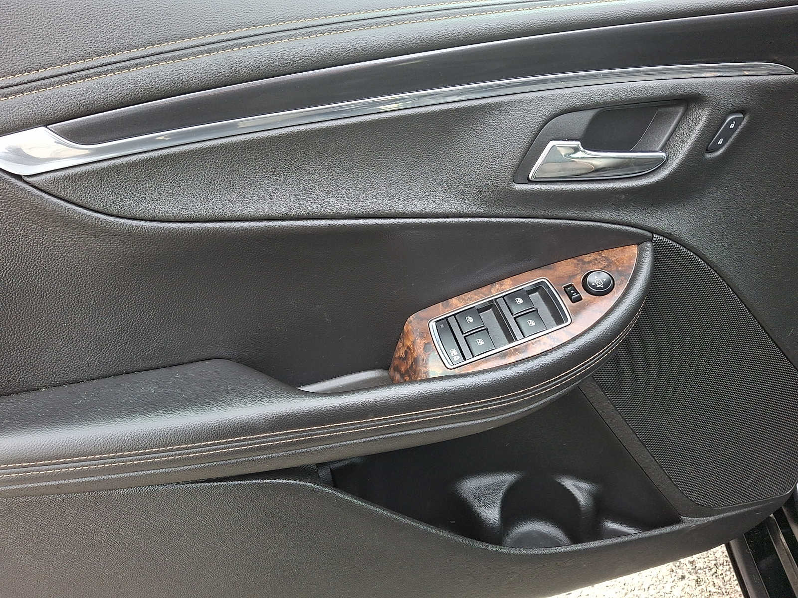 Thumbnail: 2014 Chevrolet Impala - 9