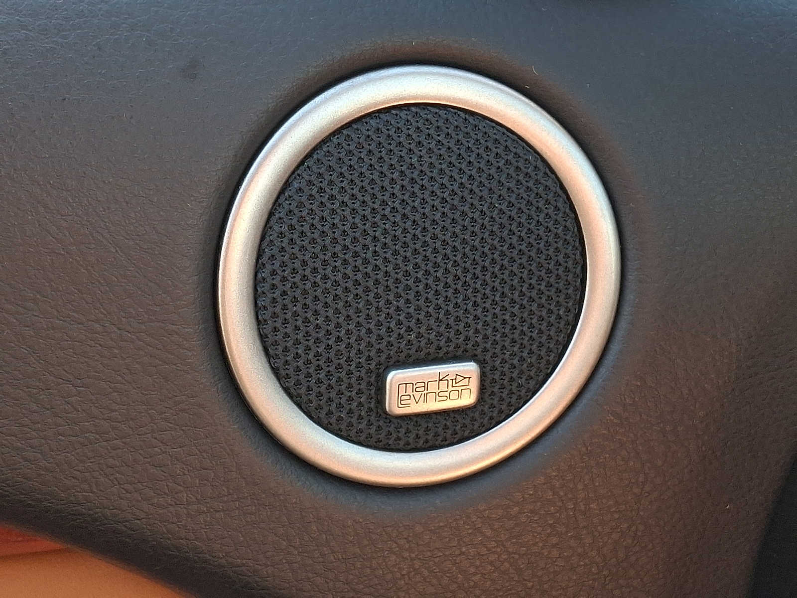 Thumbnail: 2002 Lexus SC - 22