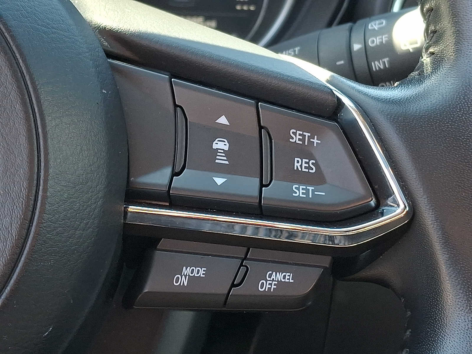 Thumbnail: 2023 Mazda CX-9 - 21