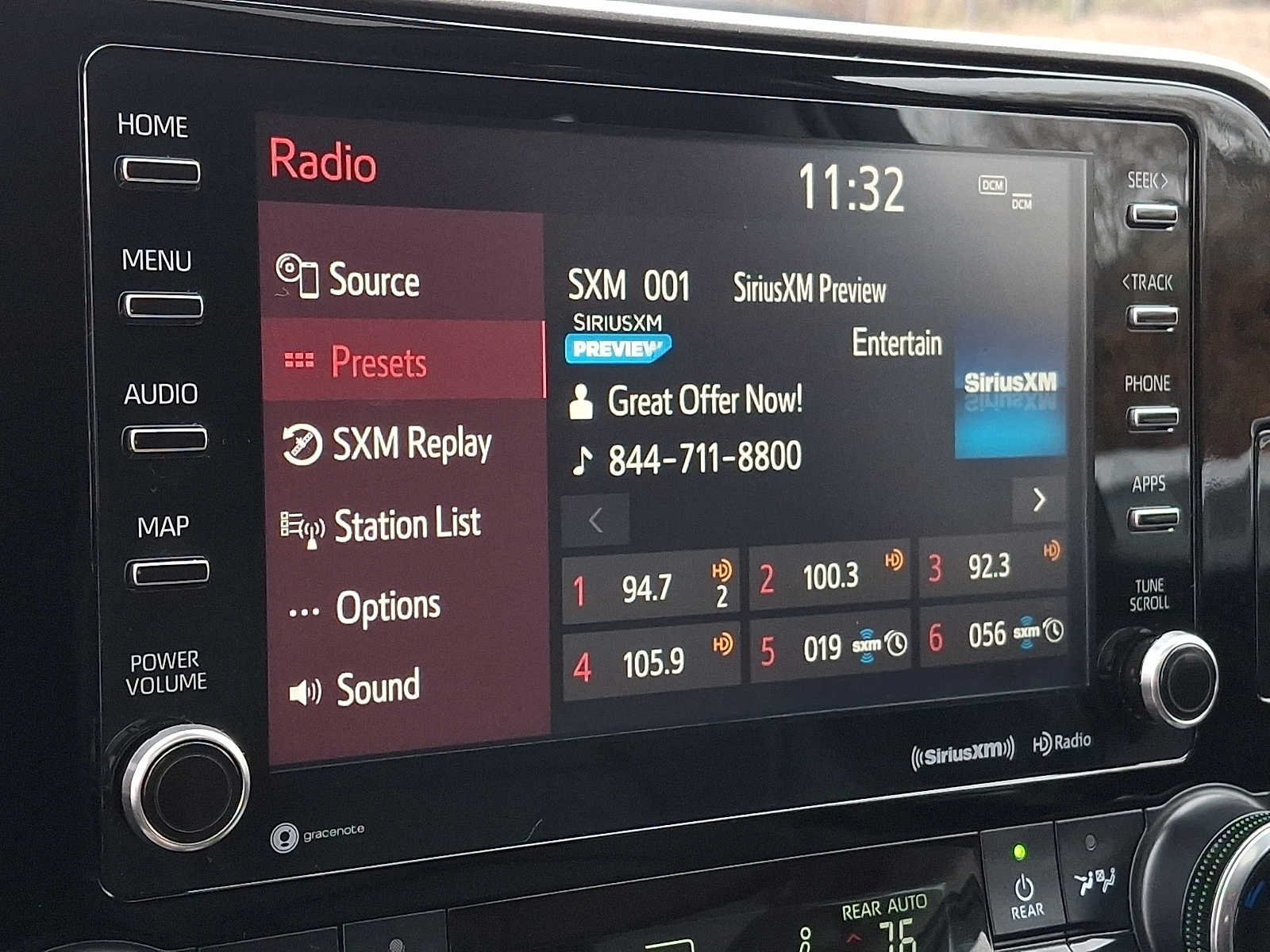 Thumbnail: 2022 Toyota Highlander - 14