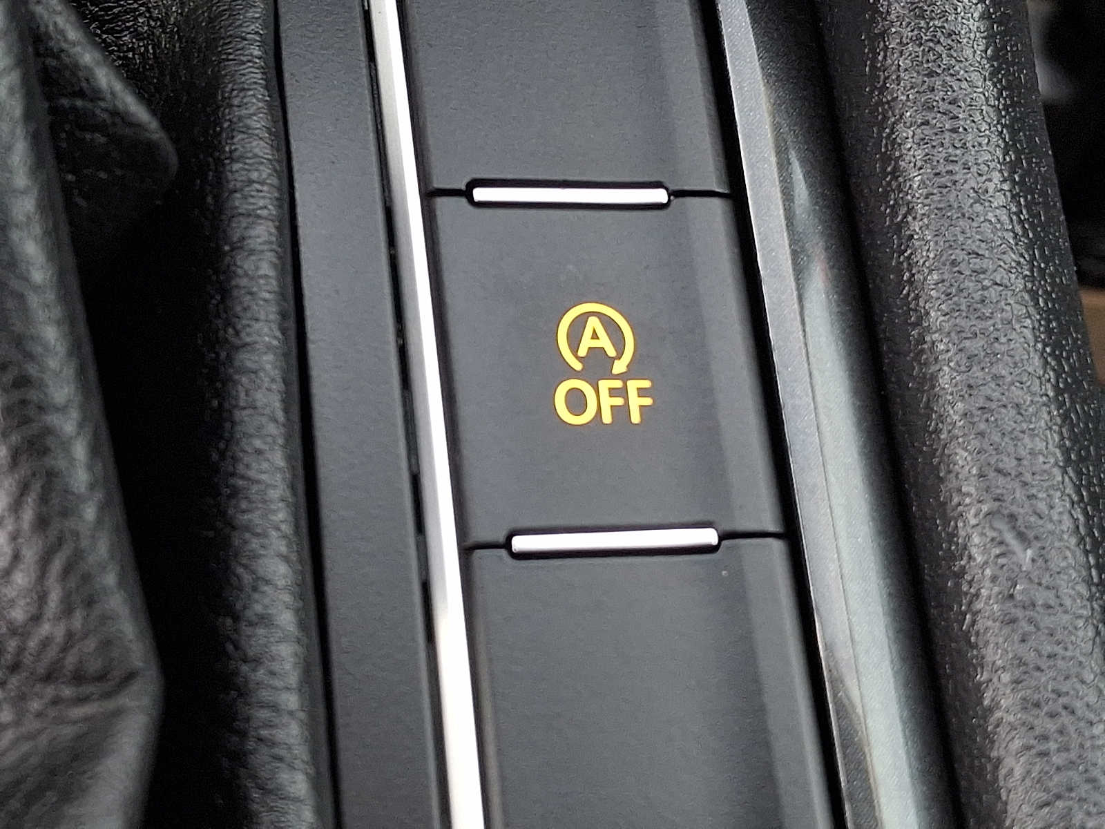 Thumbnail: 2019 Volkswagen Tiguan - 24