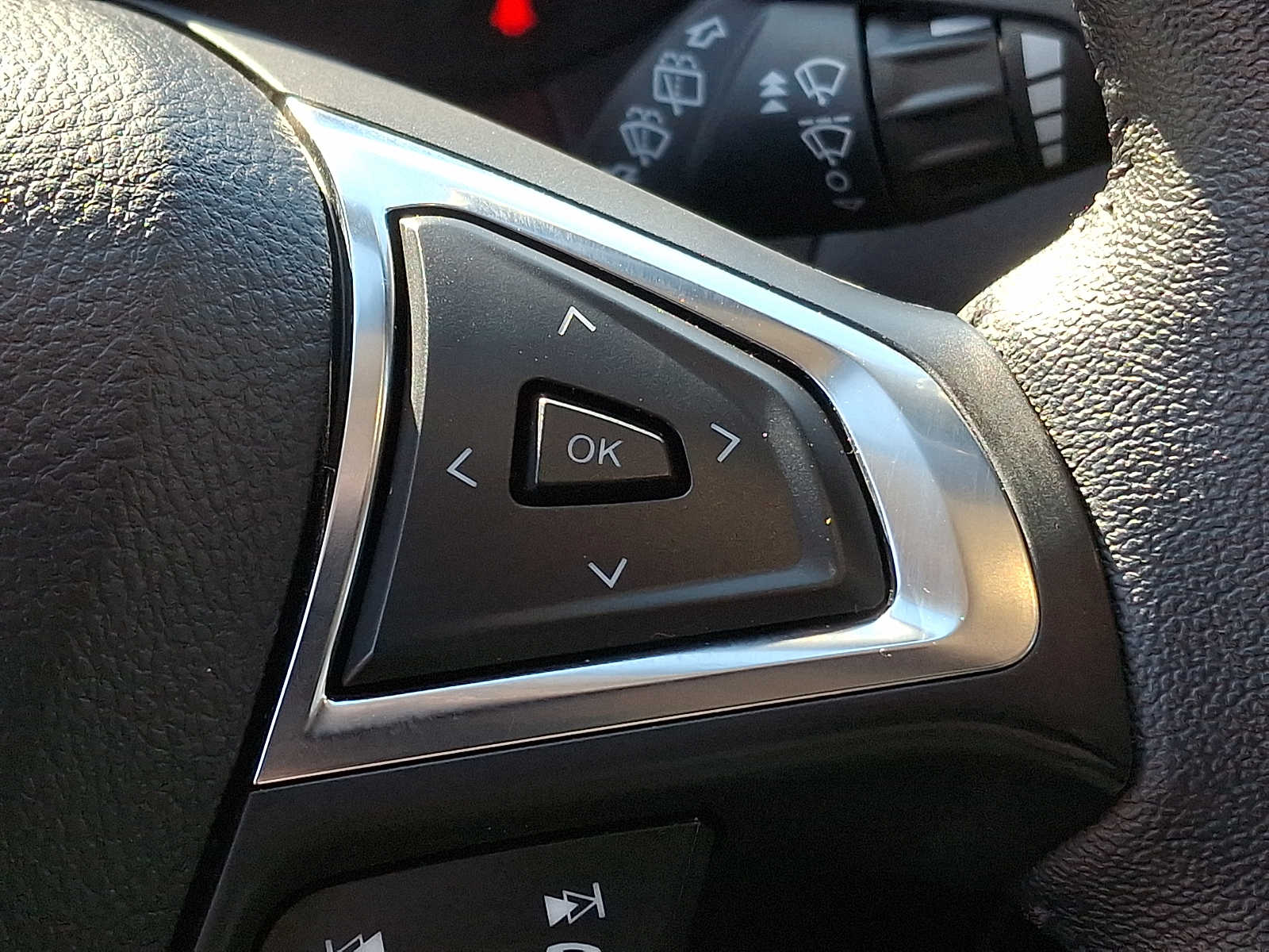 Thumbnail: 2022 Ford Edge - 19