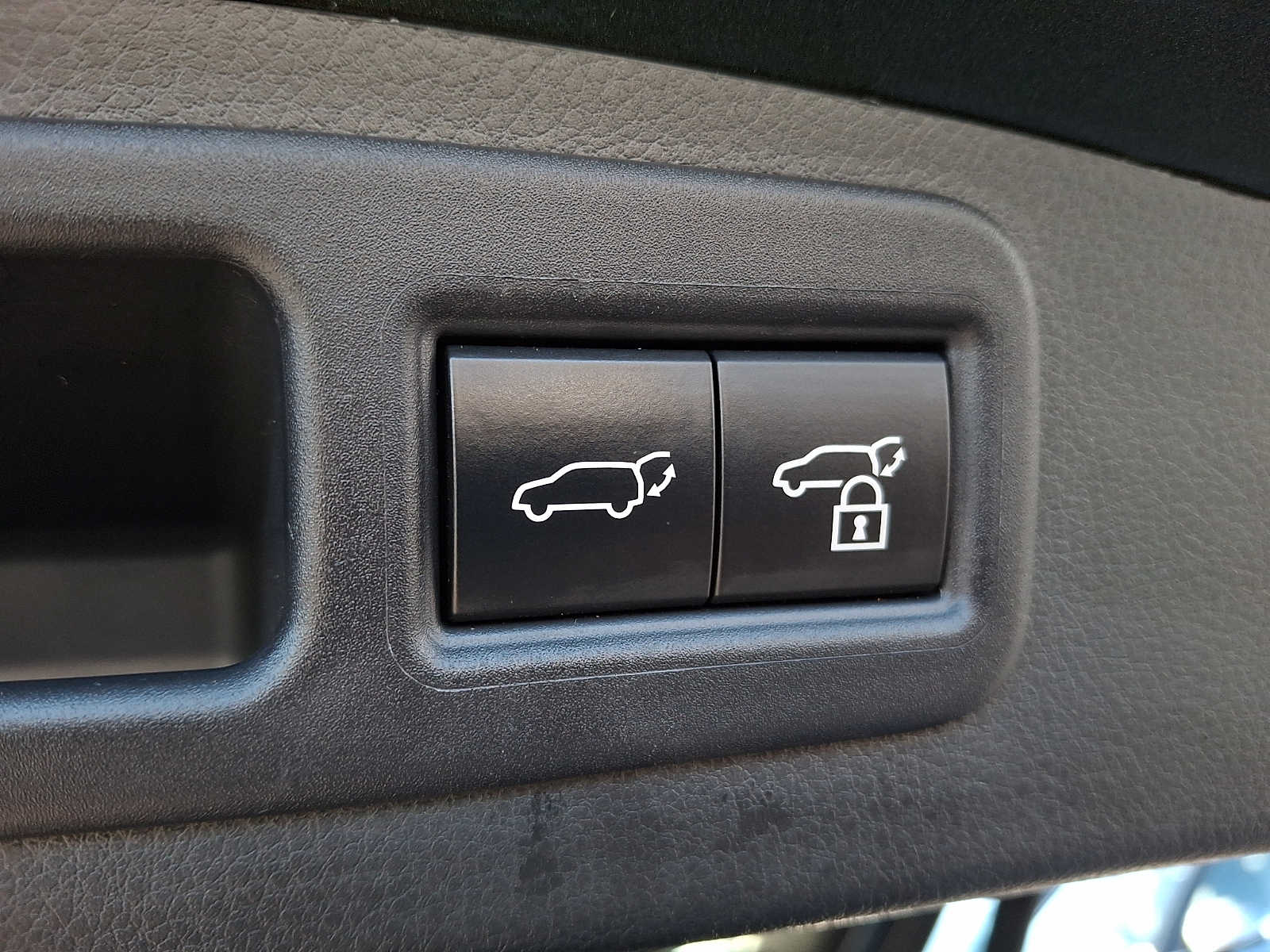 Thumbnail: 2023 Lexus RX - 27