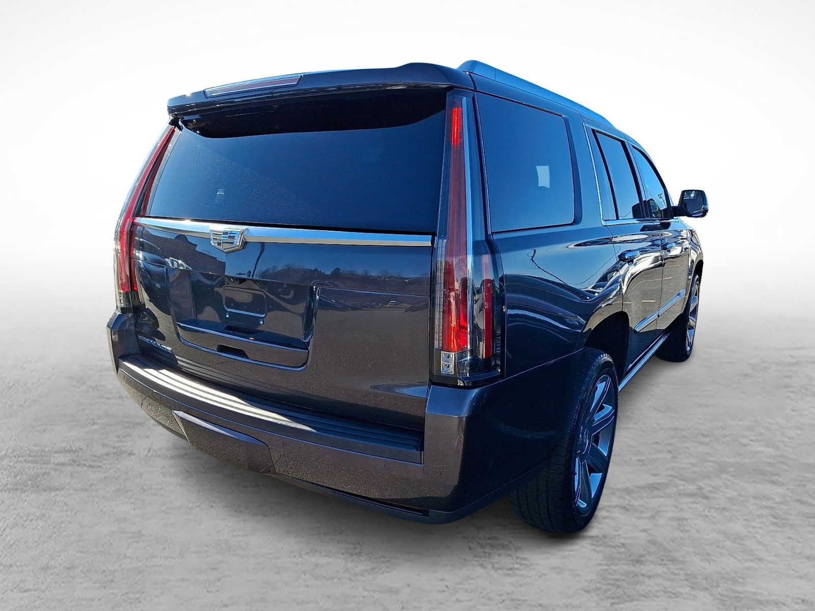 Thumbnail: 2017 Cadillac Escalade - 4