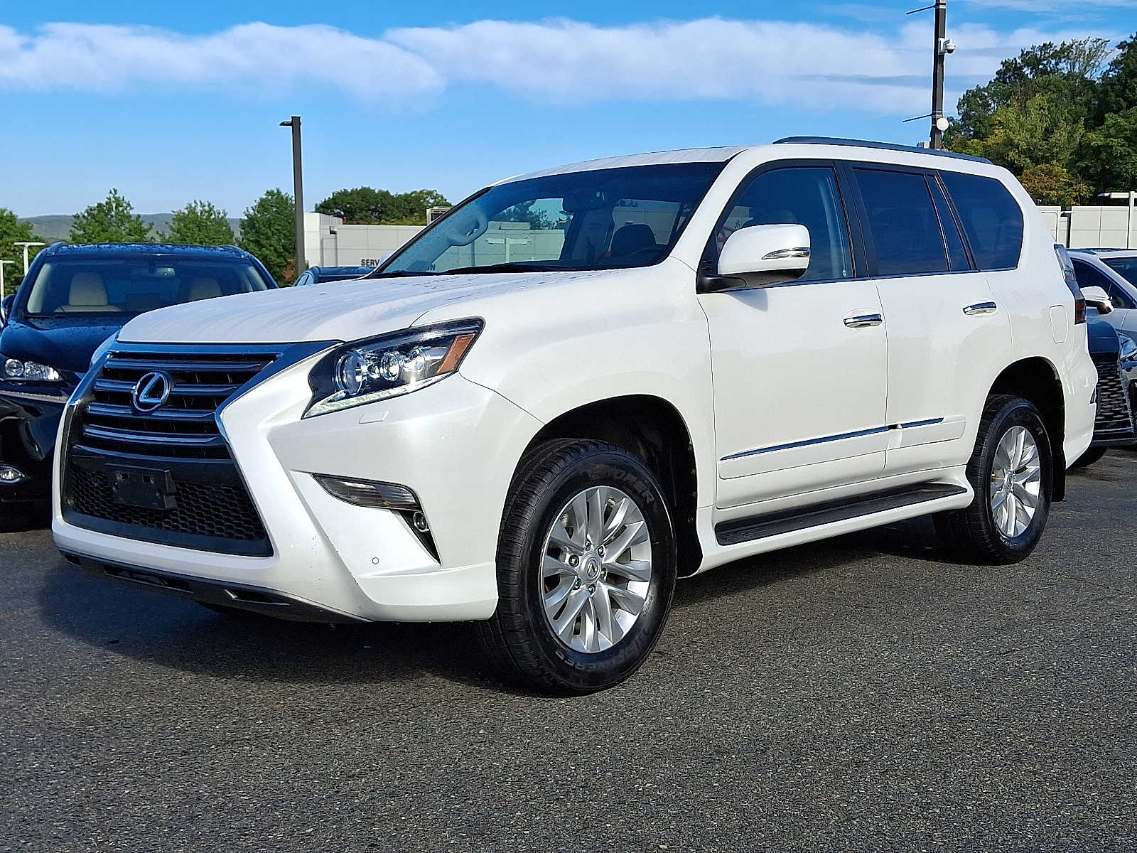 Thumbnail: 2019 Lexus GX - 1