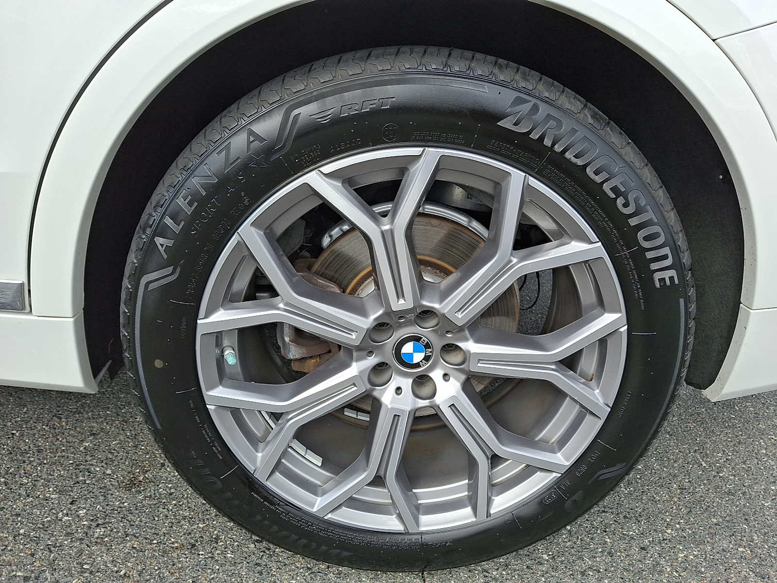 Thumbnail: 2021 BMW X7 - 7