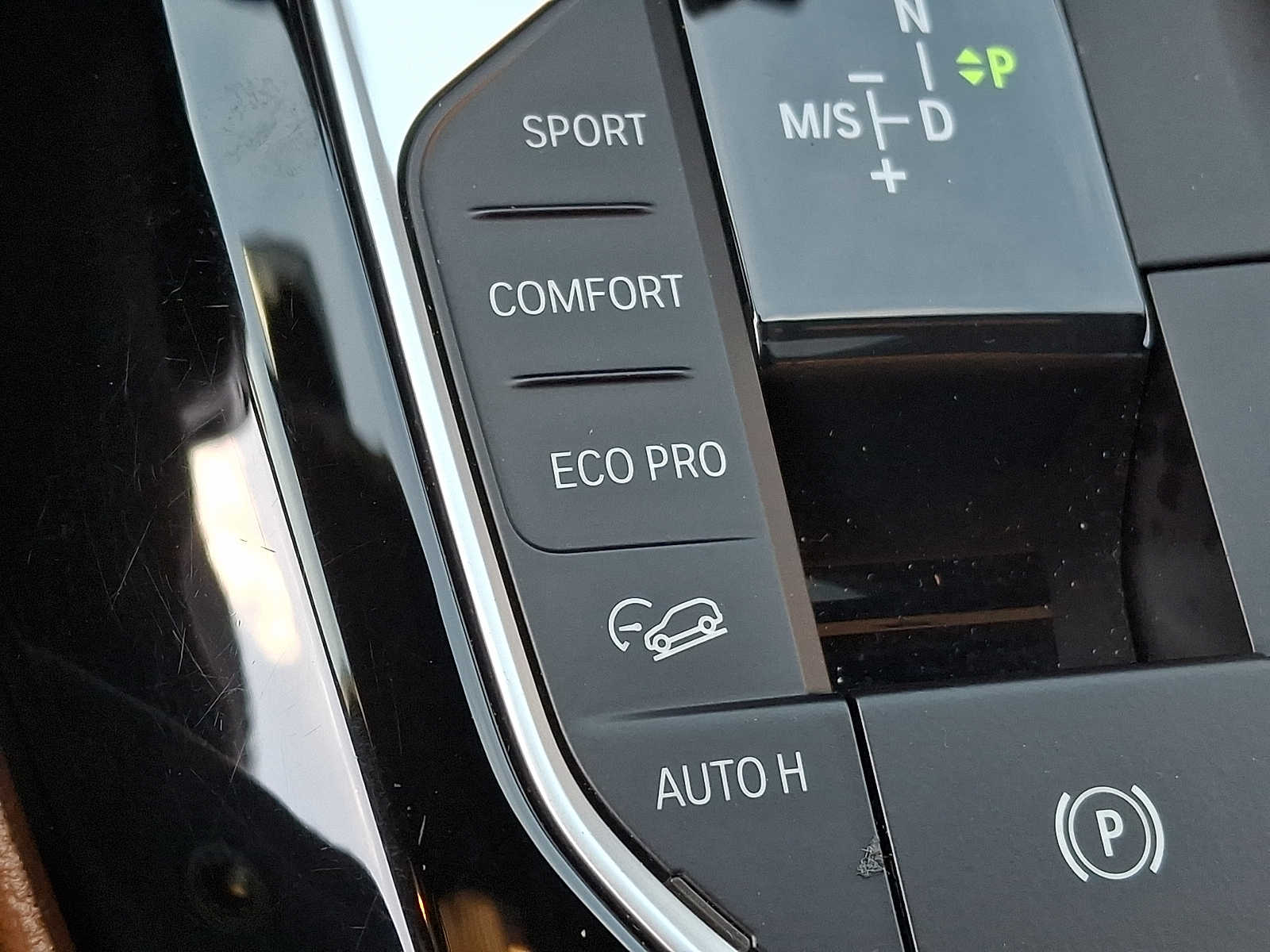 Thumbnail: 2022 BMW X4 - 23