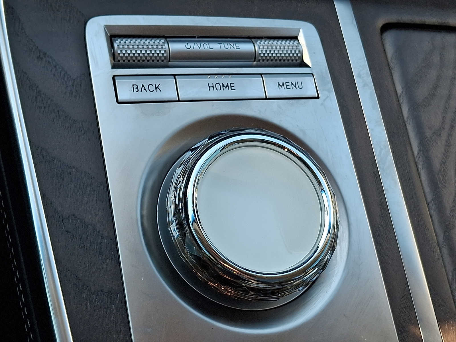 Thumbnail: 2023 Genesis GV80 - 21