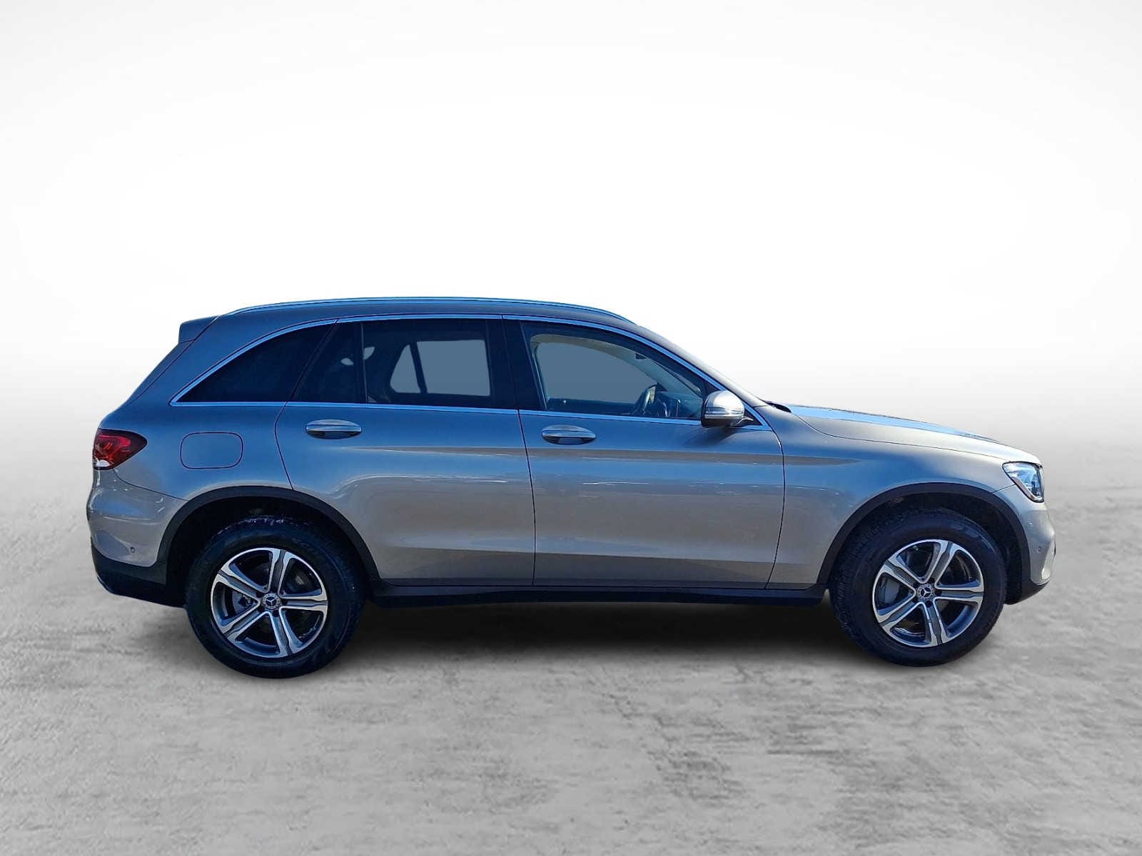 Thumbnail: 2022 Mercedes-Benz GLC - 4