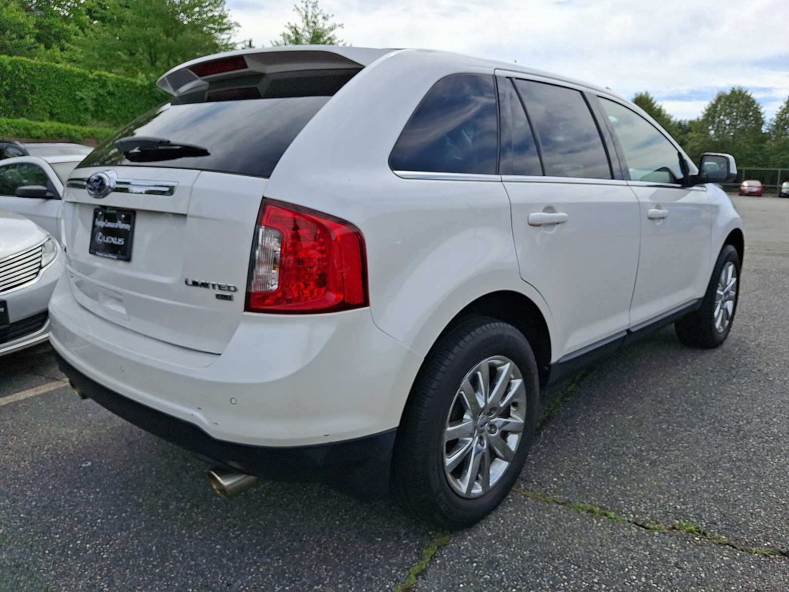 Thumbnail: 2011 Ford Edge - 4
