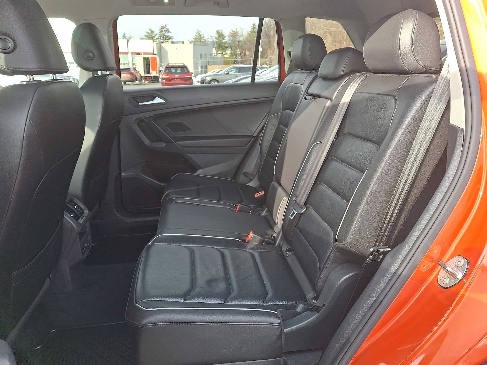 Thumbnail: 2019 Volkswagen Tiguan - 9