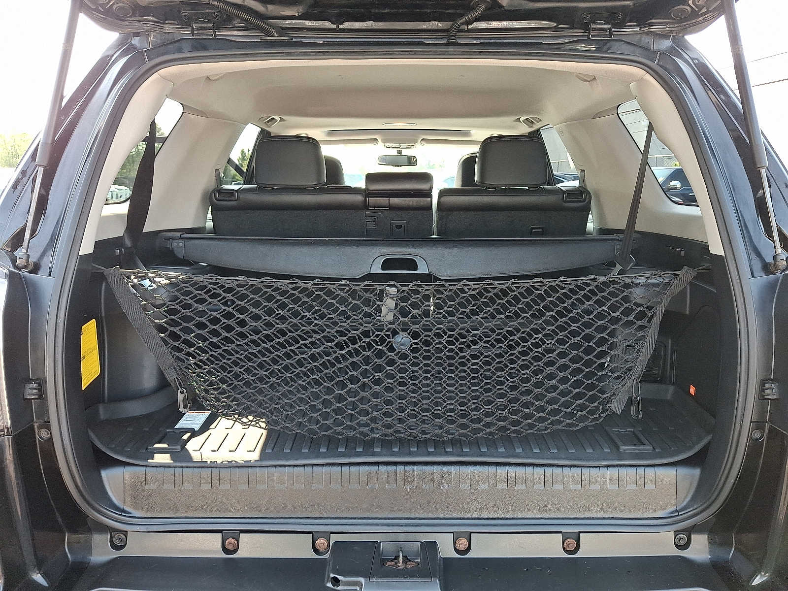 Thumbnail: 2015 Toyota 4Runner - 27