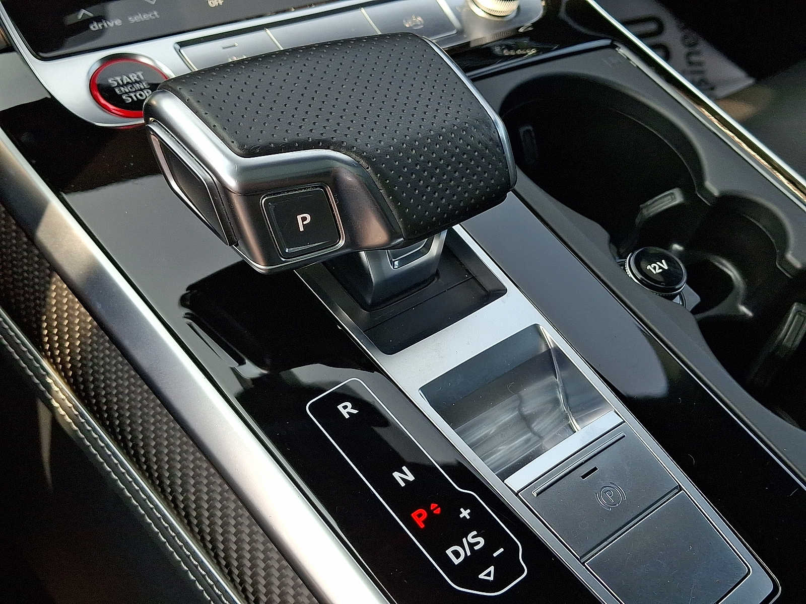 Thumbnail: 2021 Audi RS Q8 - 13
