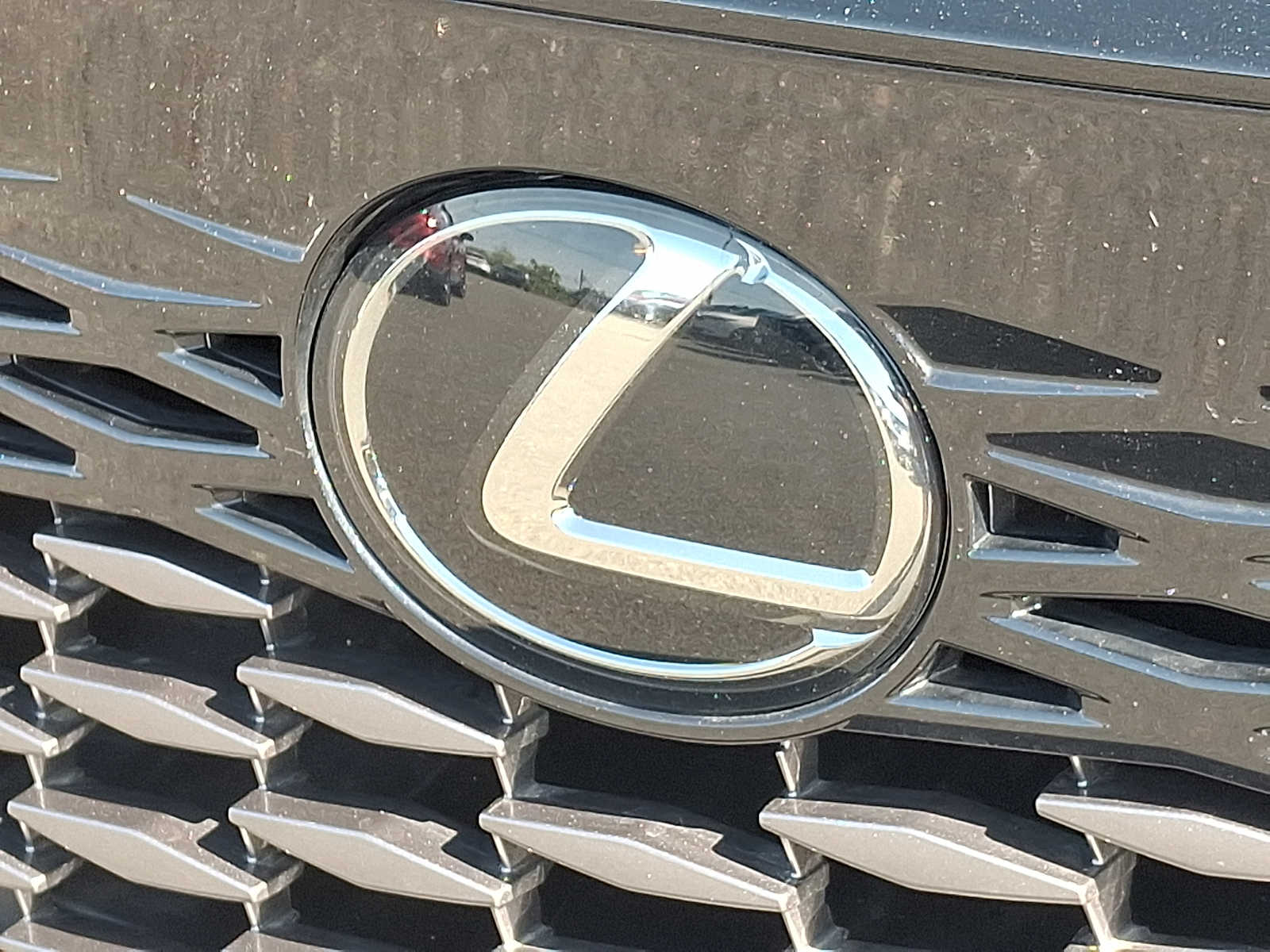 Thumbnail: 2023 Lexus RX - 29