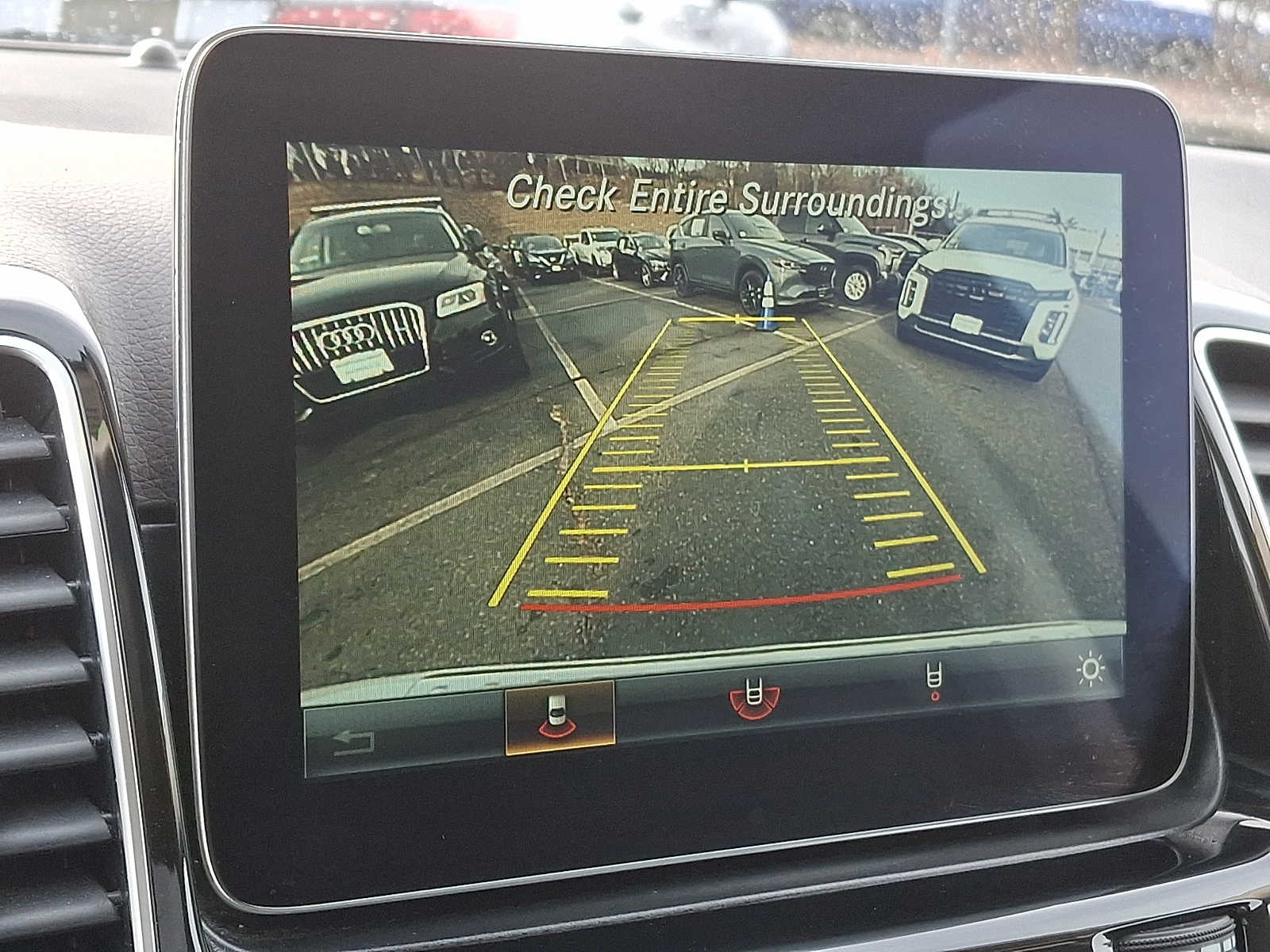 Thumbnail: 2018 Mercedes-Benz GLE - 16