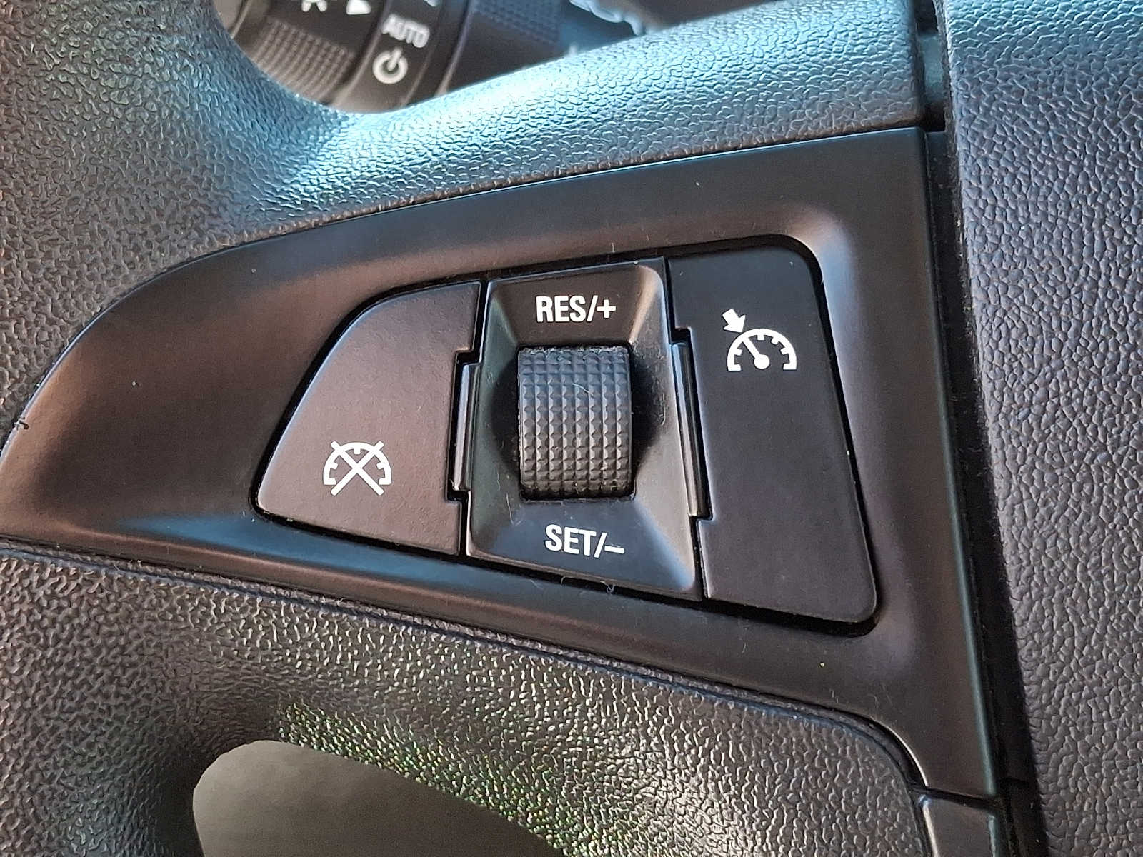 Thumbnail: 2011 GMC Terrain - 17