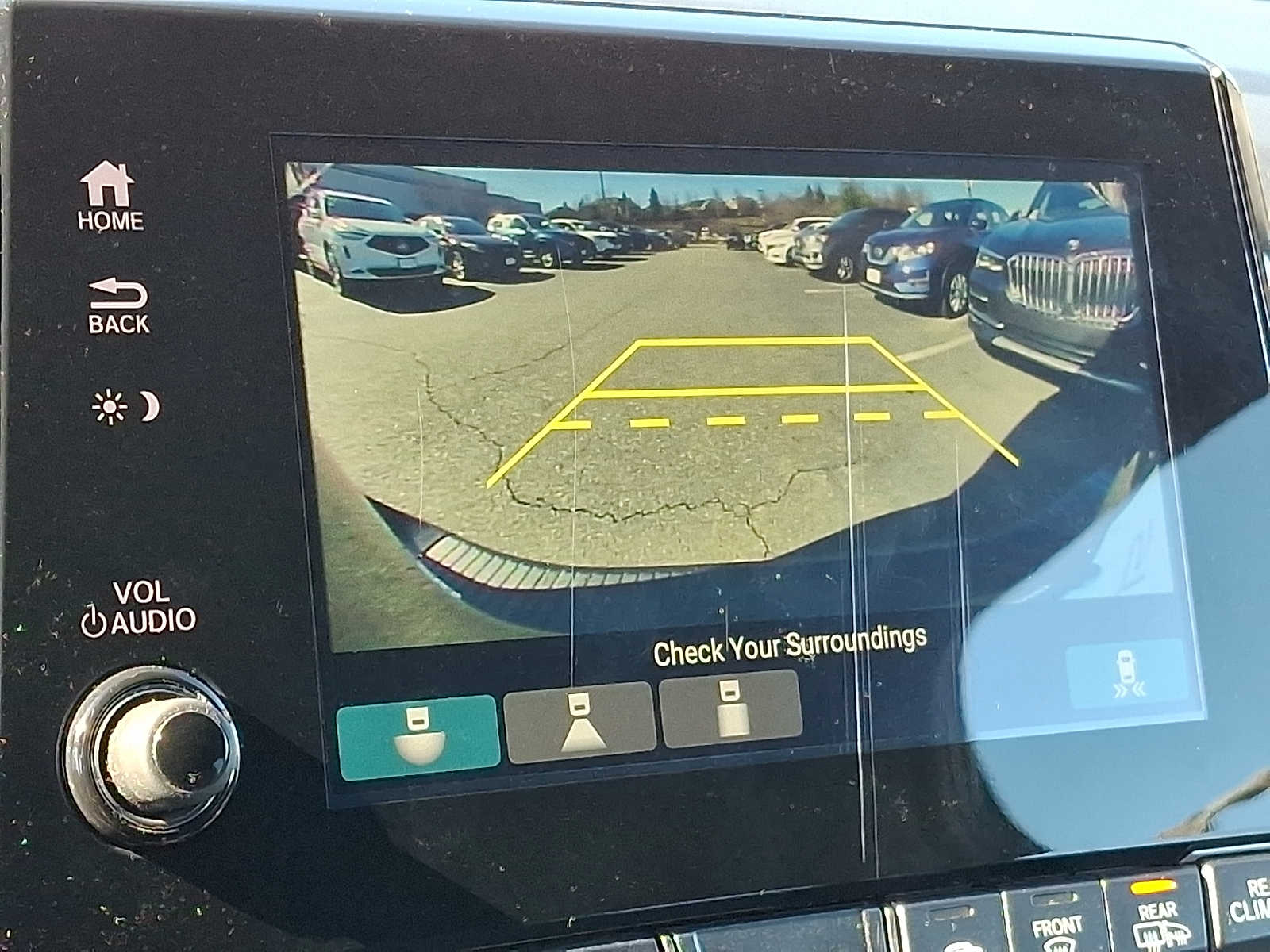 Thumbnail: 2023 Honda Odyssey - 18