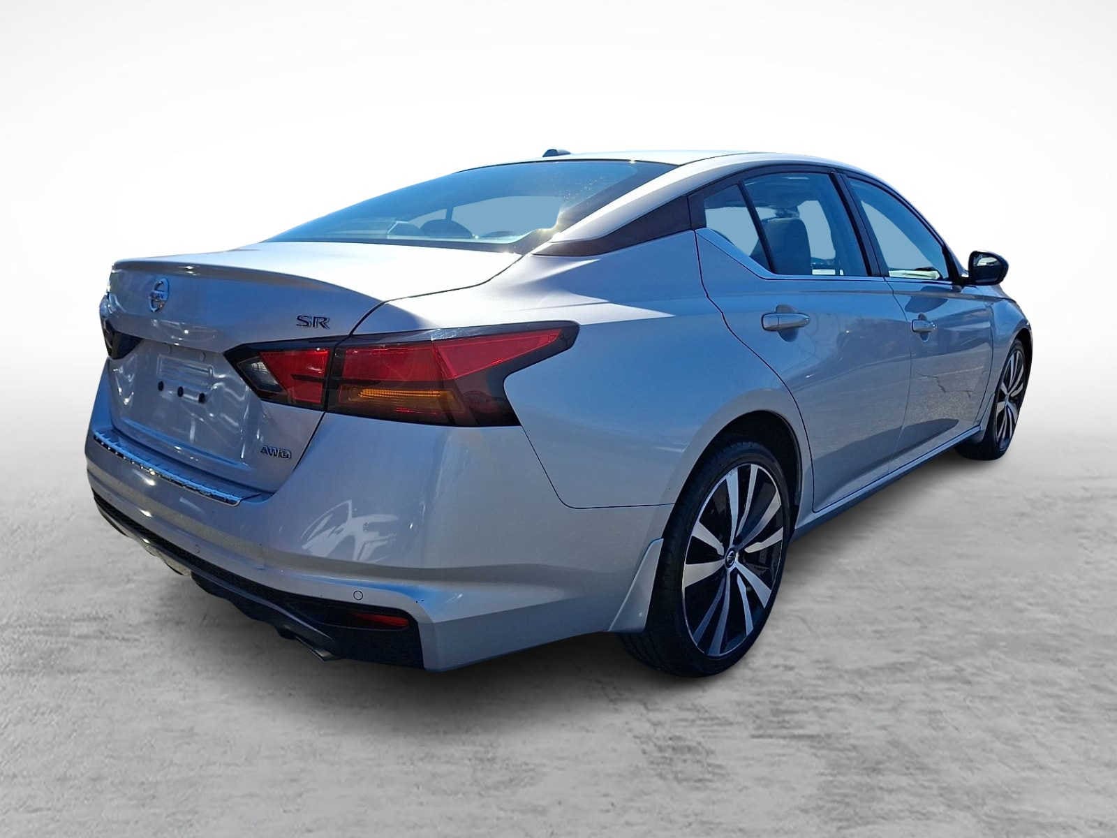 Thumbnail: 2020 Nissan Altima - 4