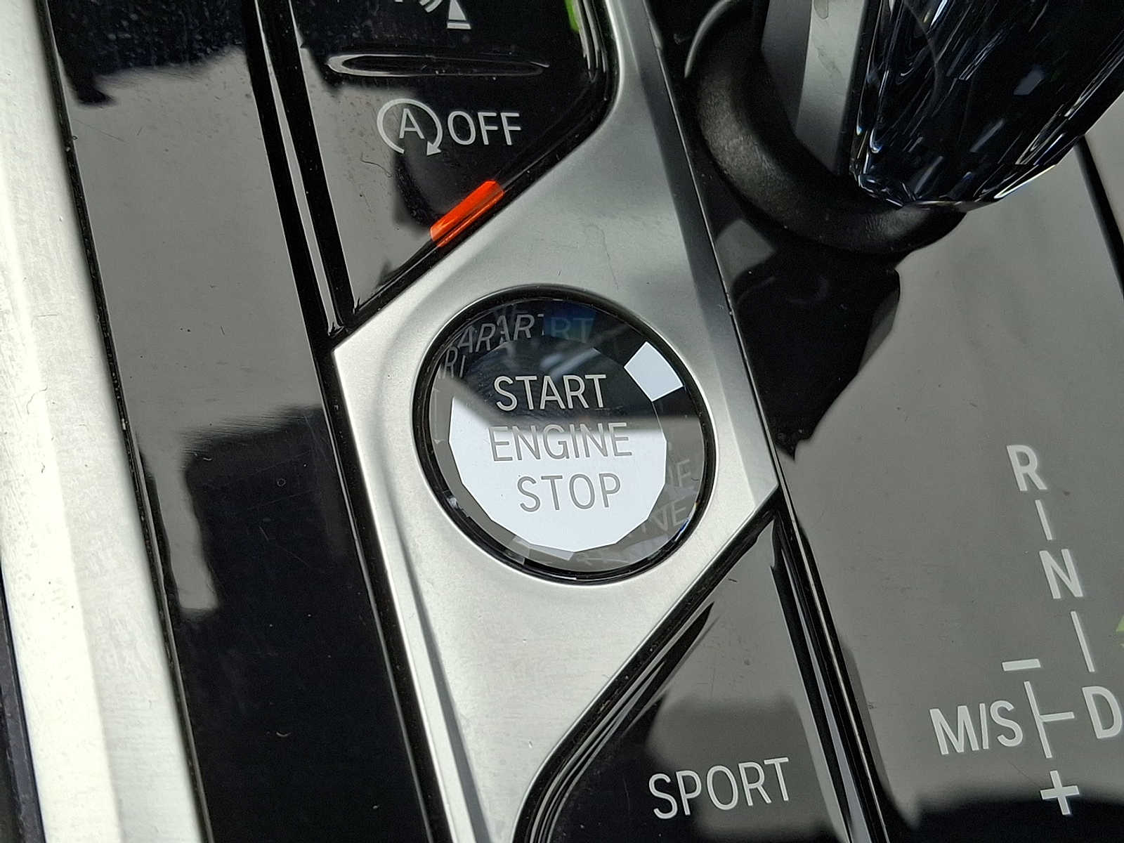 Thumbnail: 2023 BMW 8 Series - 23