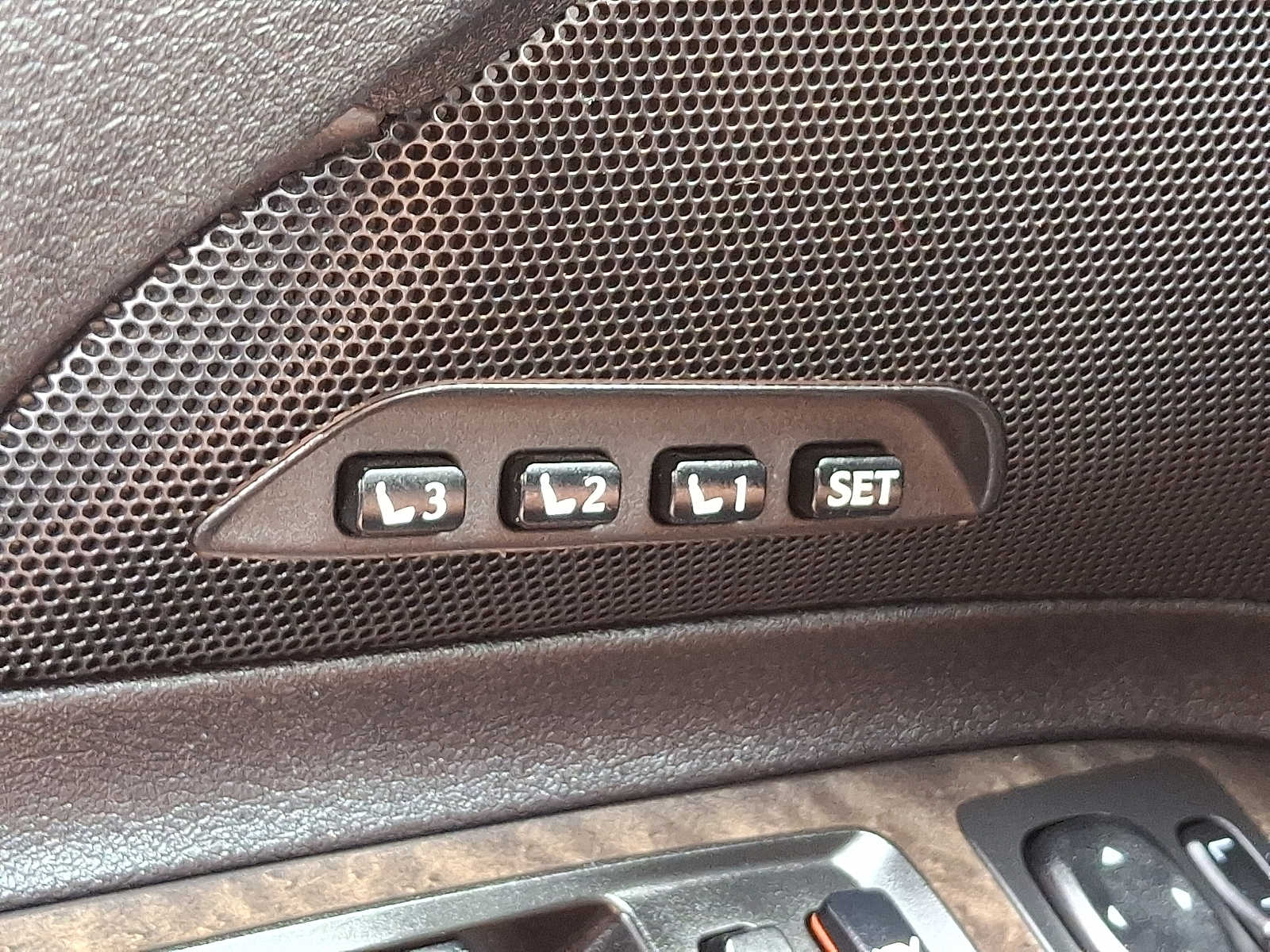 Thumbnail: 2010 Lexus IS - 24
