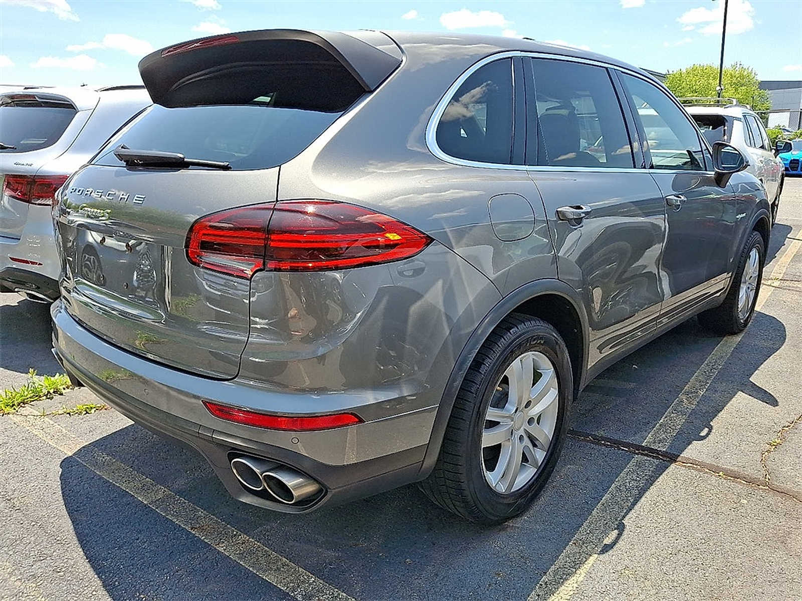 Thumbnail: 2016 Porsche Cayenne - 4