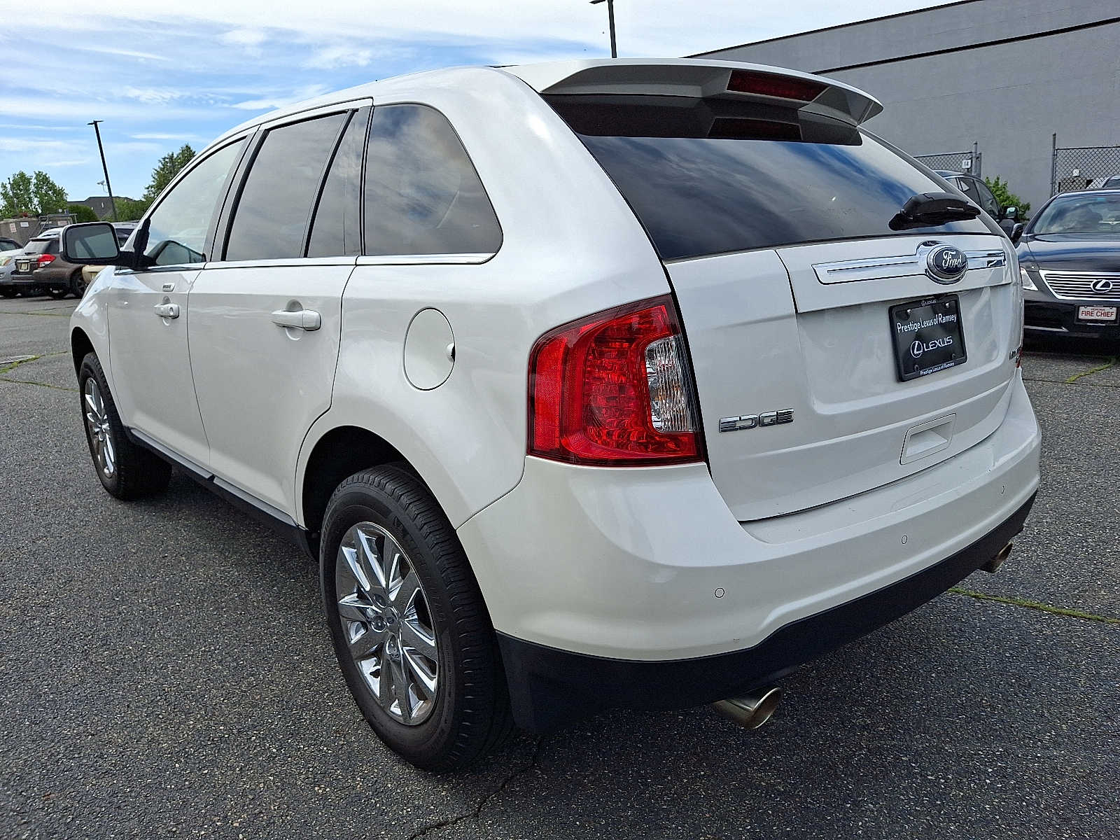 Thumbnail: 2011 Ford Edge - 6