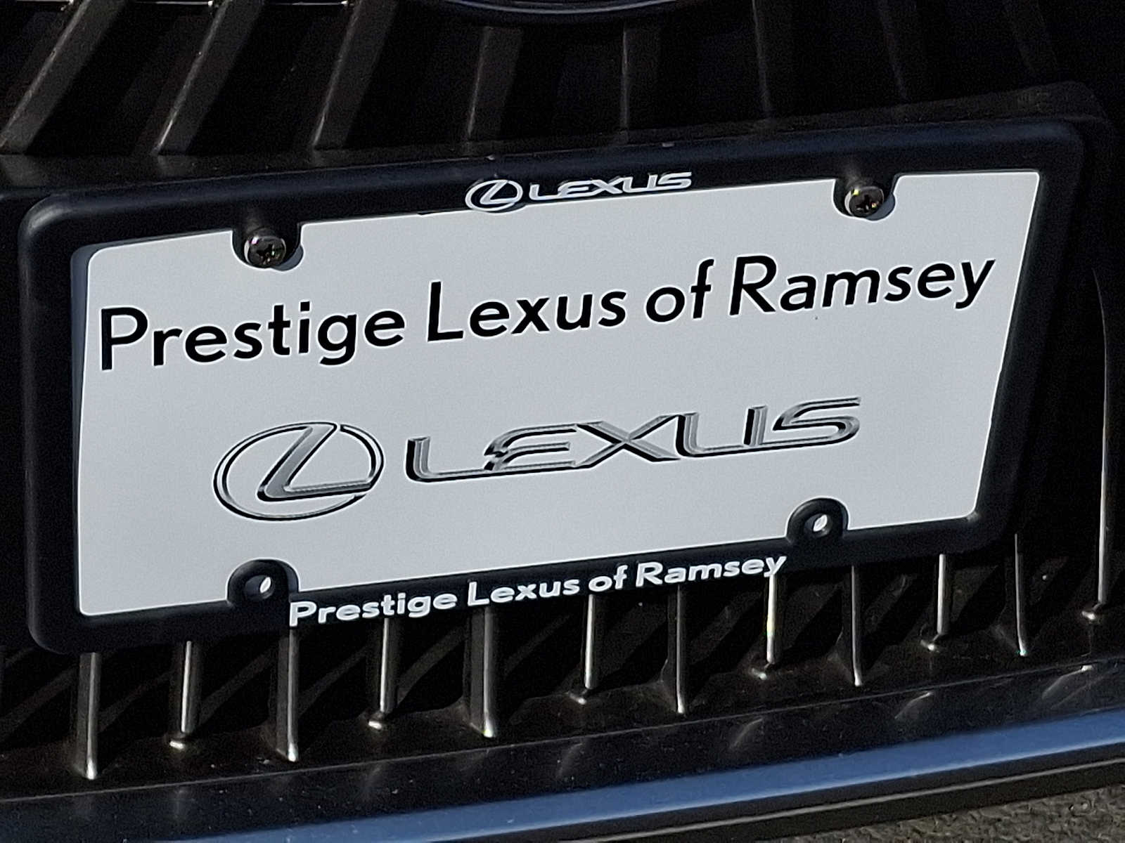 Thumbnail: 2025 Lexus ES - 30