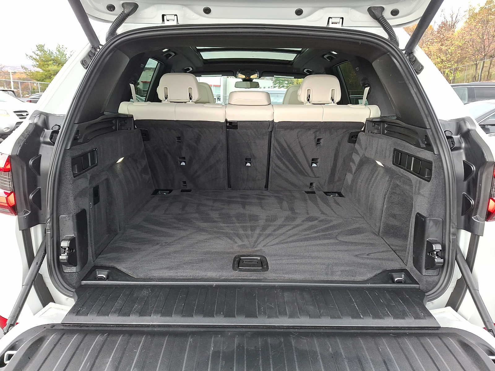 Thumbnail: 2019 BMW X5 - 27