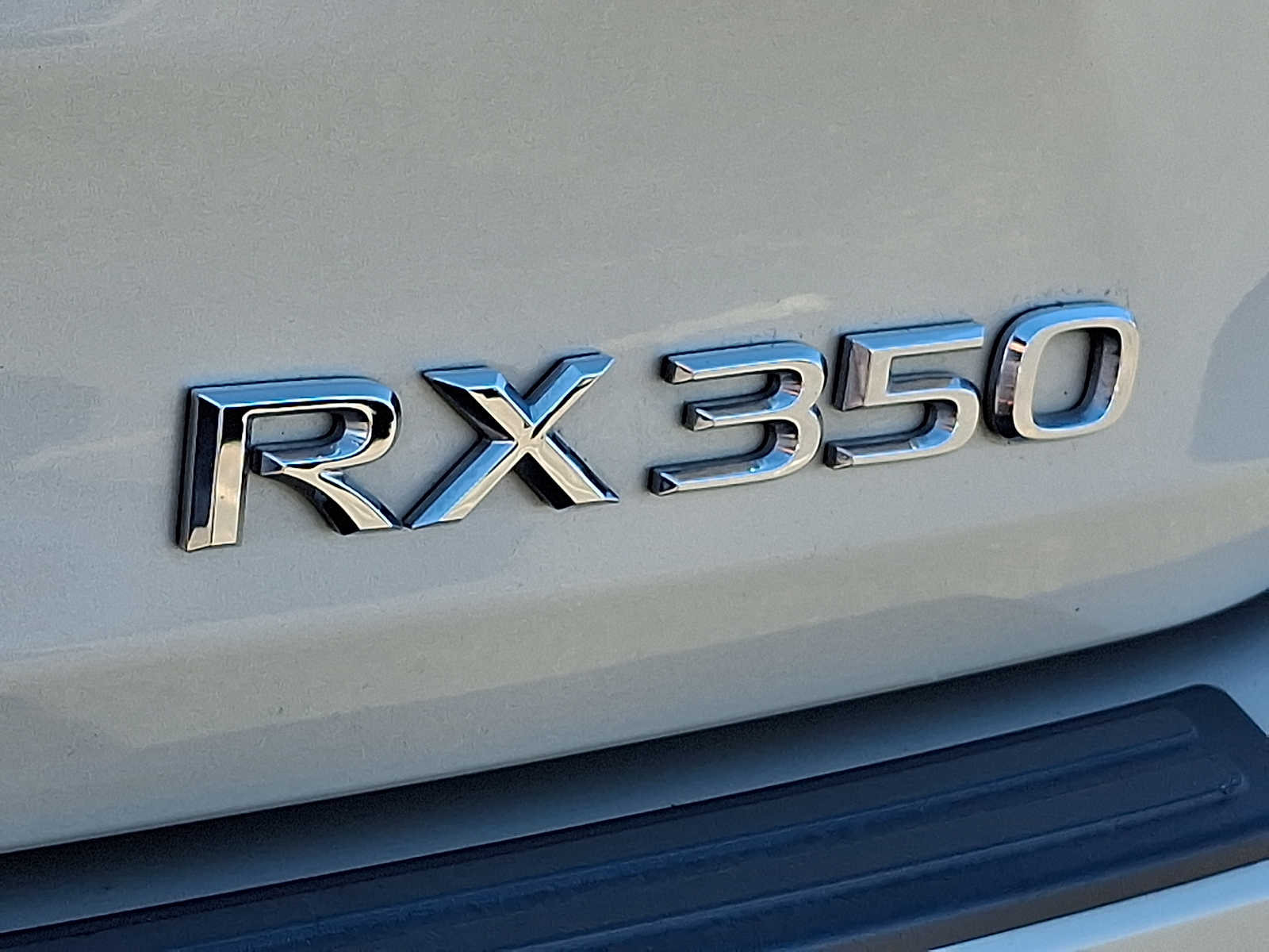 Thumbnail: 2018 Lexus RX - 27