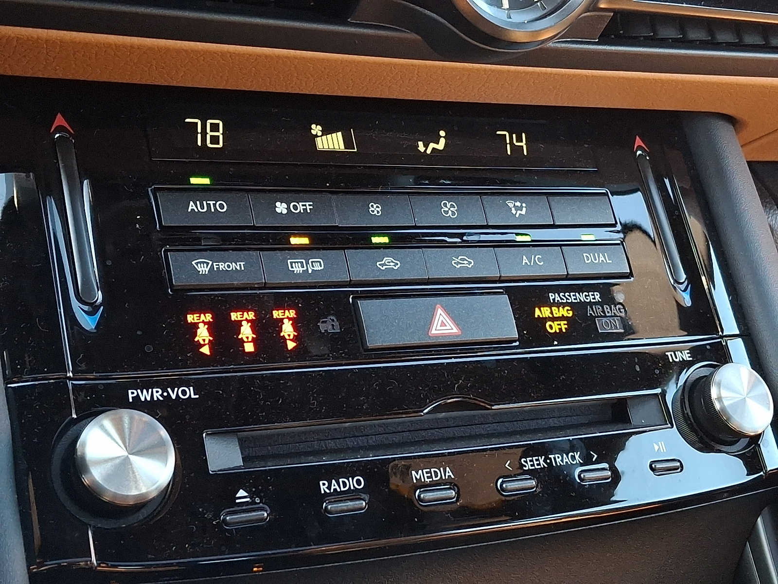 Thumbnail: 2025 Lexus IS - 14