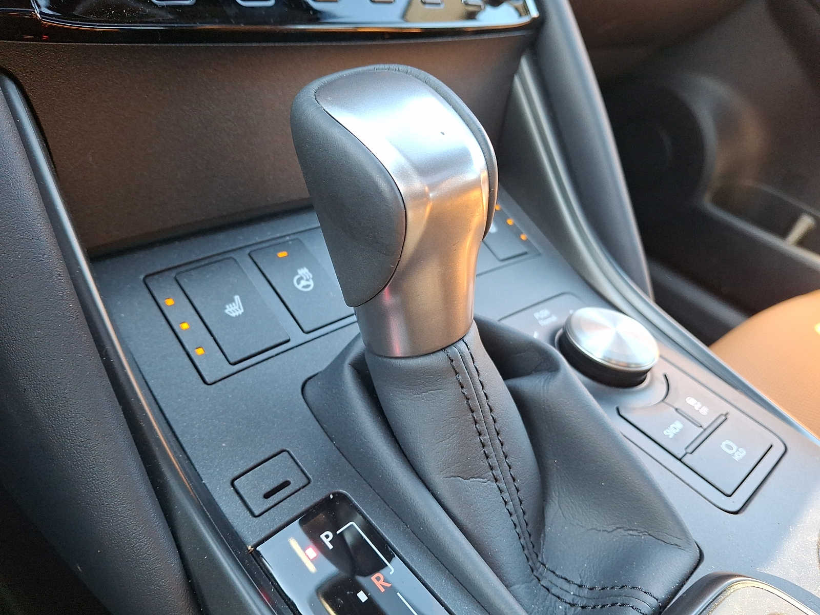 Thumbnail: 2025 Lexus IS - 13