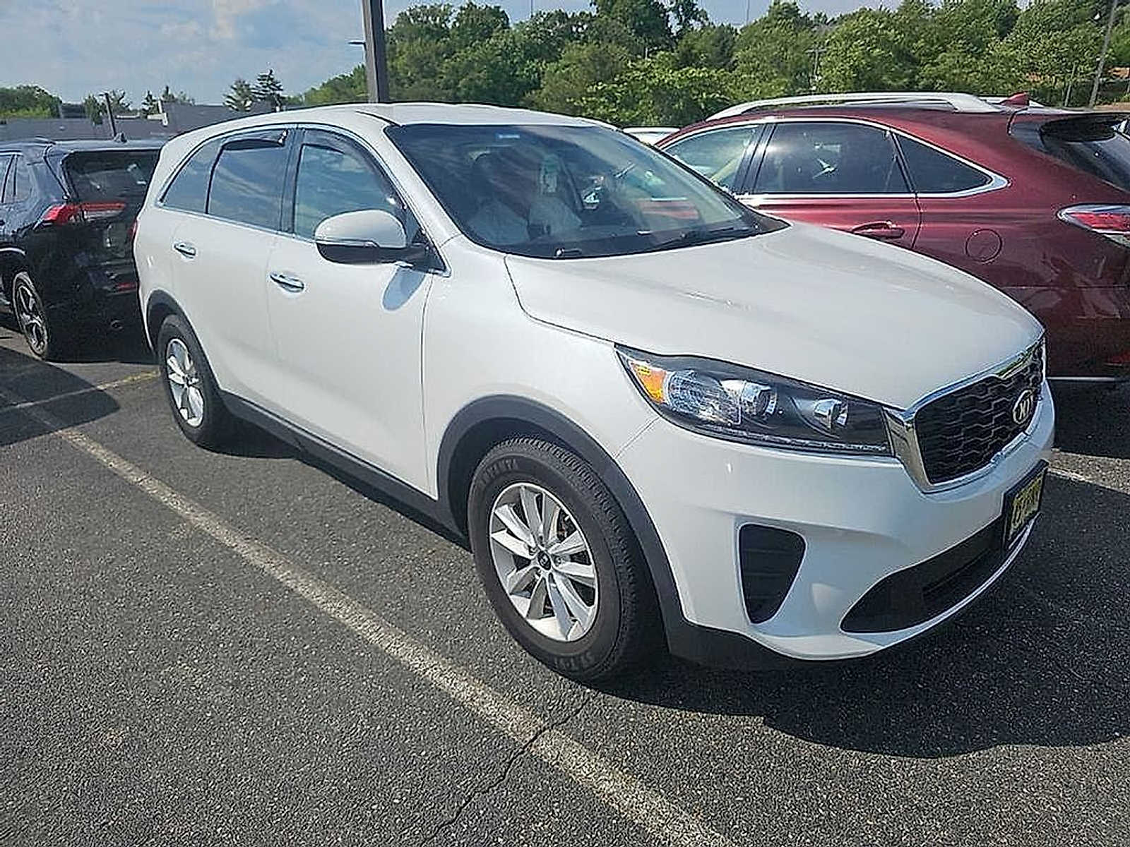 Thumbnail: 2019 Kia Sorento - 2