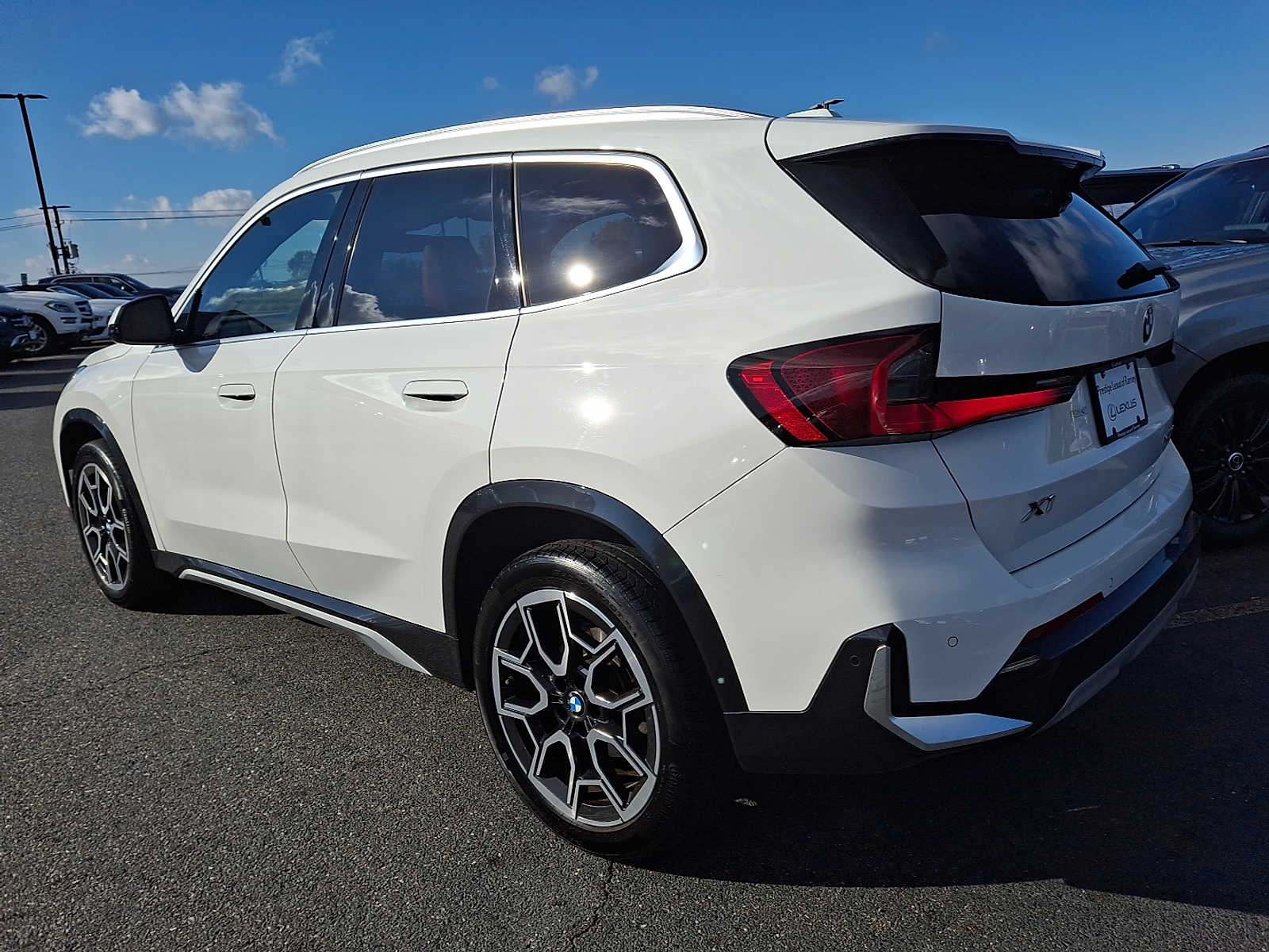 Thumbnail: 2023 BMW X1 - 6