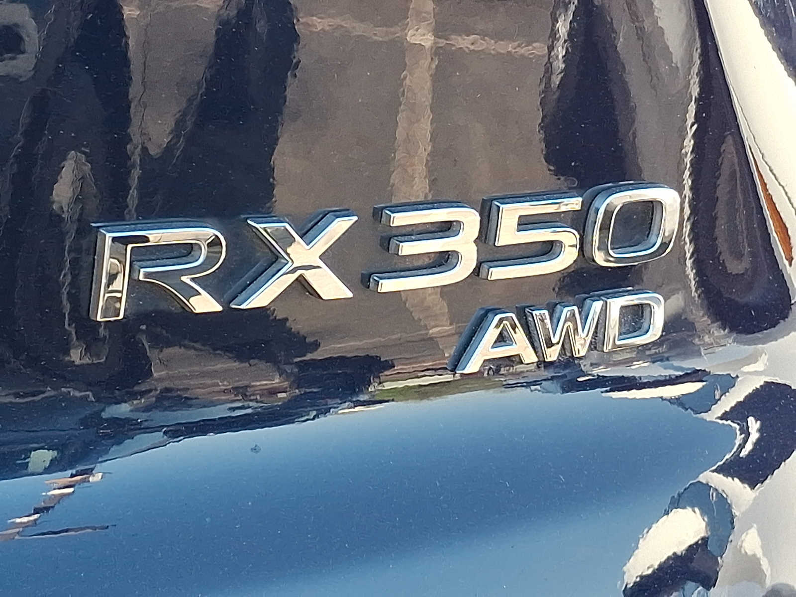Thumbnail: 2025 Lexus RX - 28