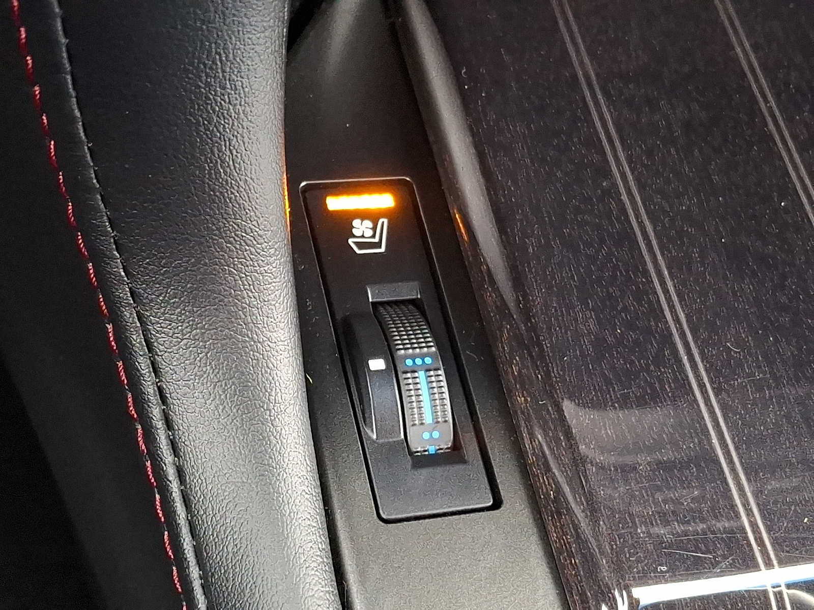 Thumbnail: 2023 Lexus GX - 21