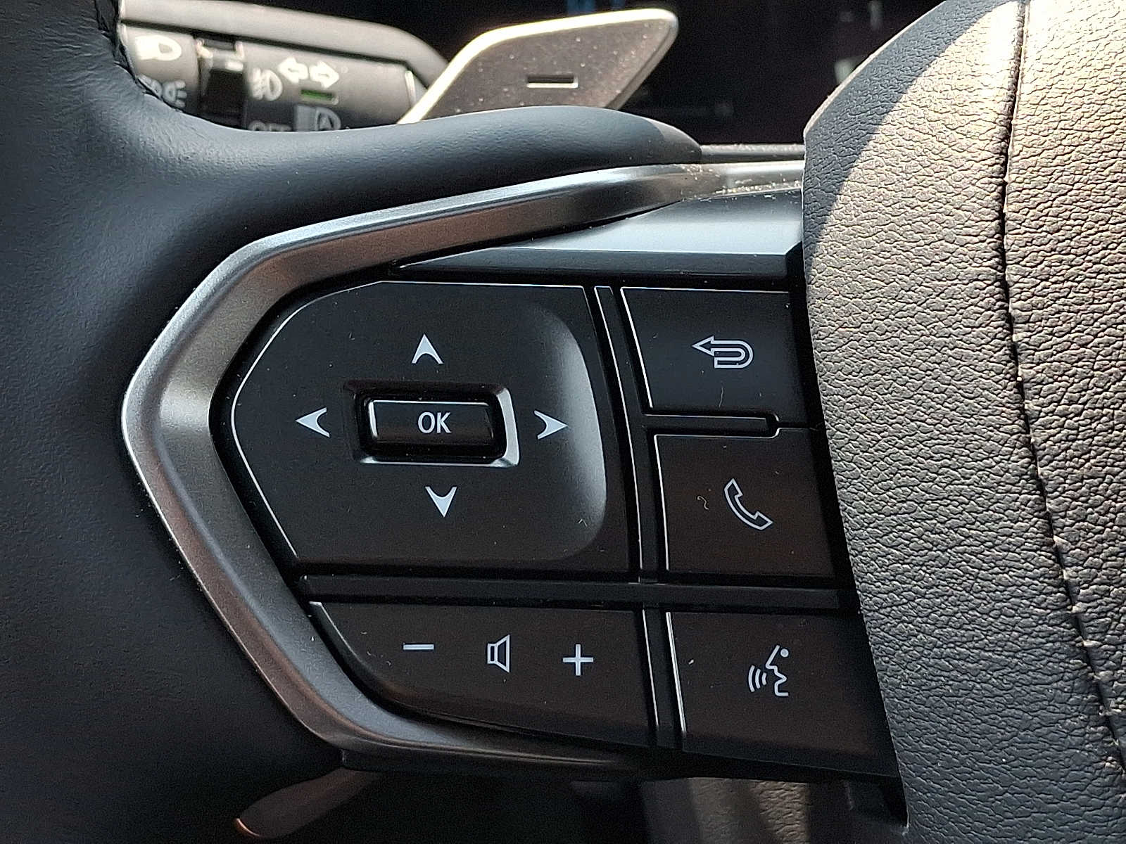 Thumbnail: 2024 Lexus GX - 19