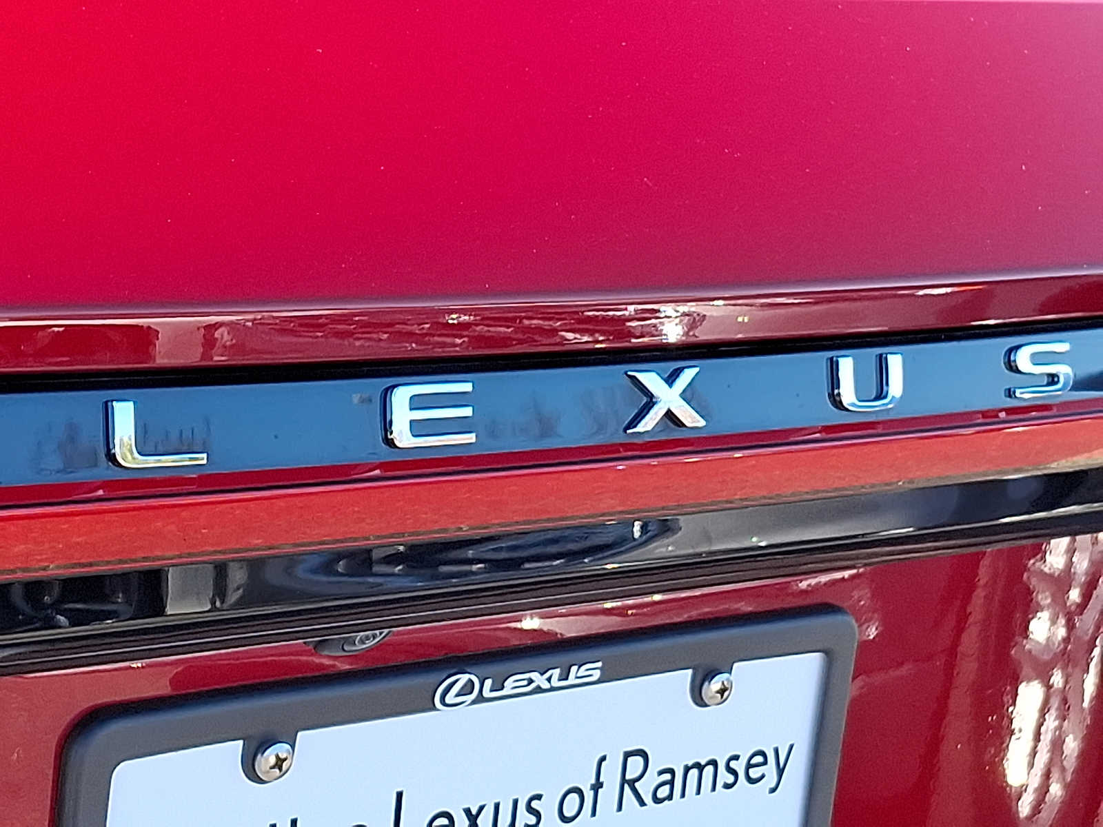 Thumbnail: 2023 Lexus RX - 29