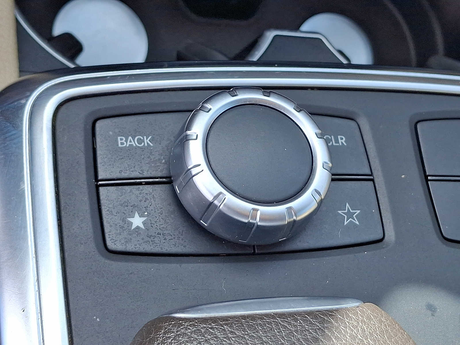 Thumbnail: 2013 Mercedes-Benz GL-Class - 23