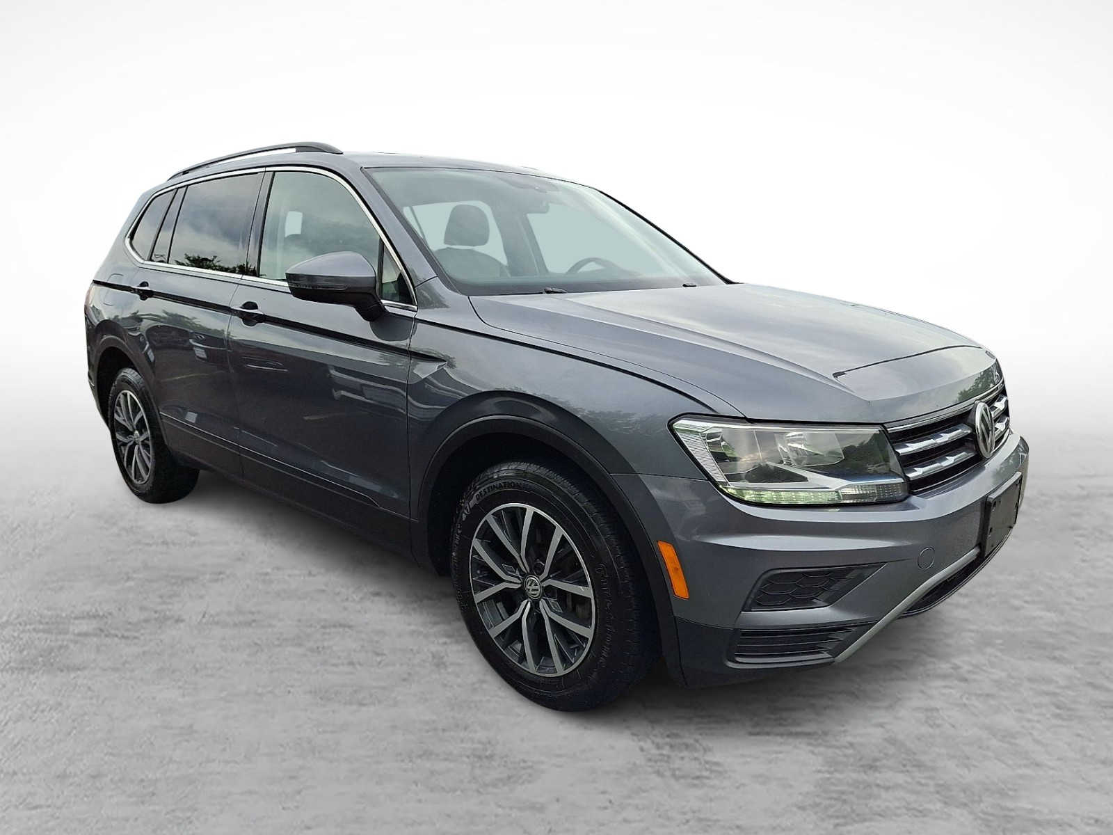 Thumbnail: 2019 Volkswagen Tiguan - 3