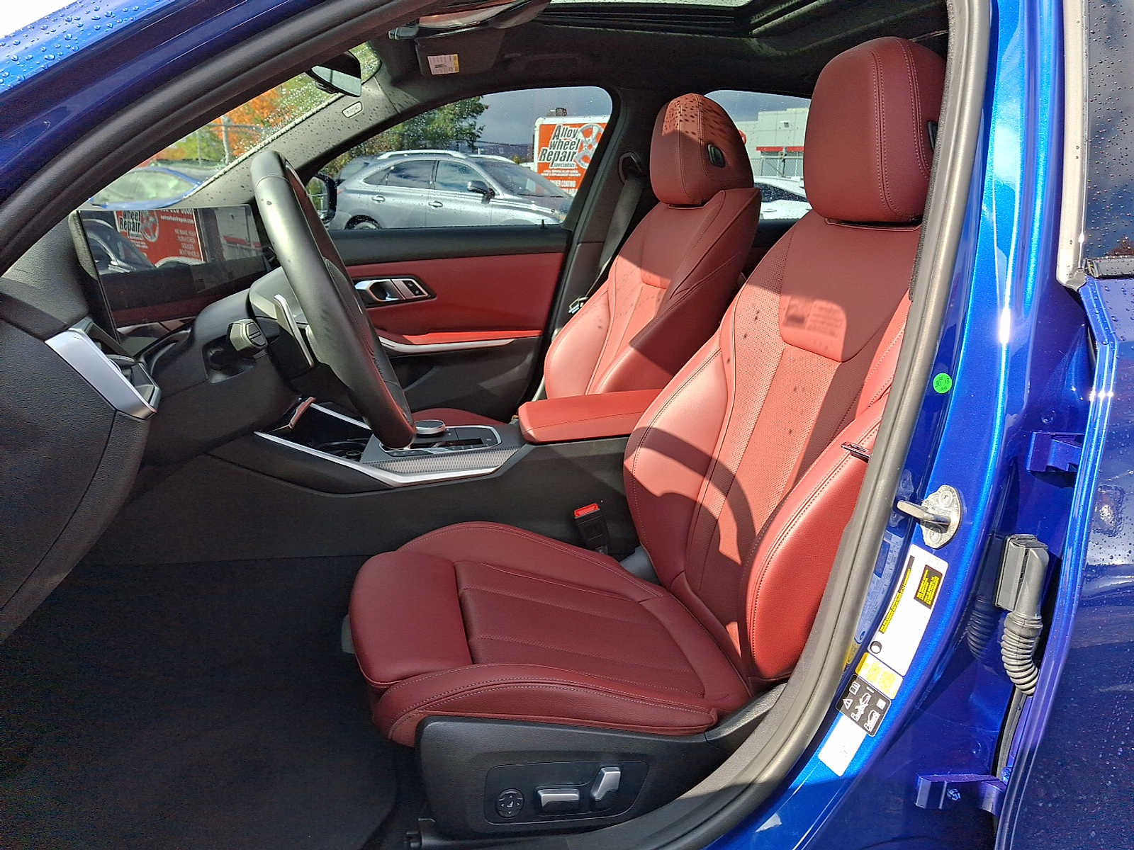 Thumbnail: 2023 BMW 3 Series - 10