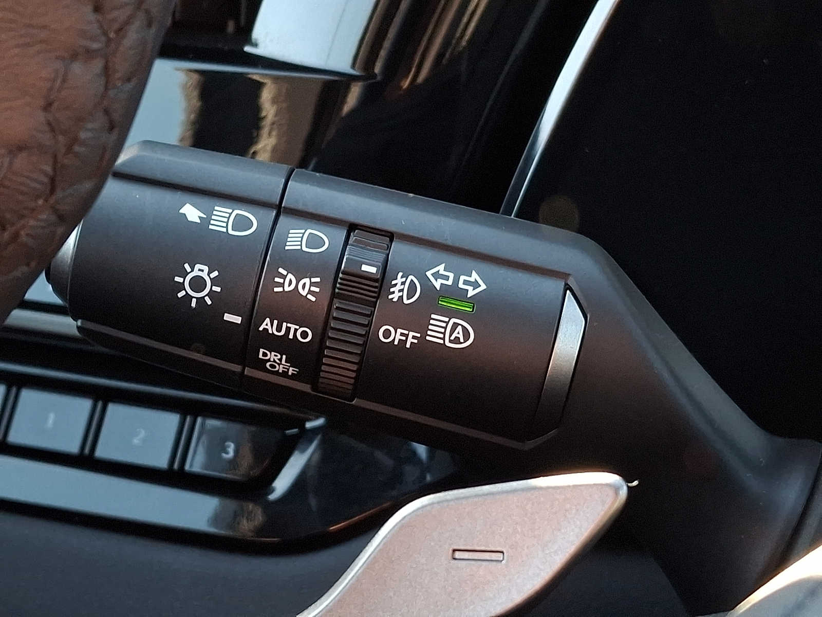 Thumbnail: 2025 Lexus RX - 25