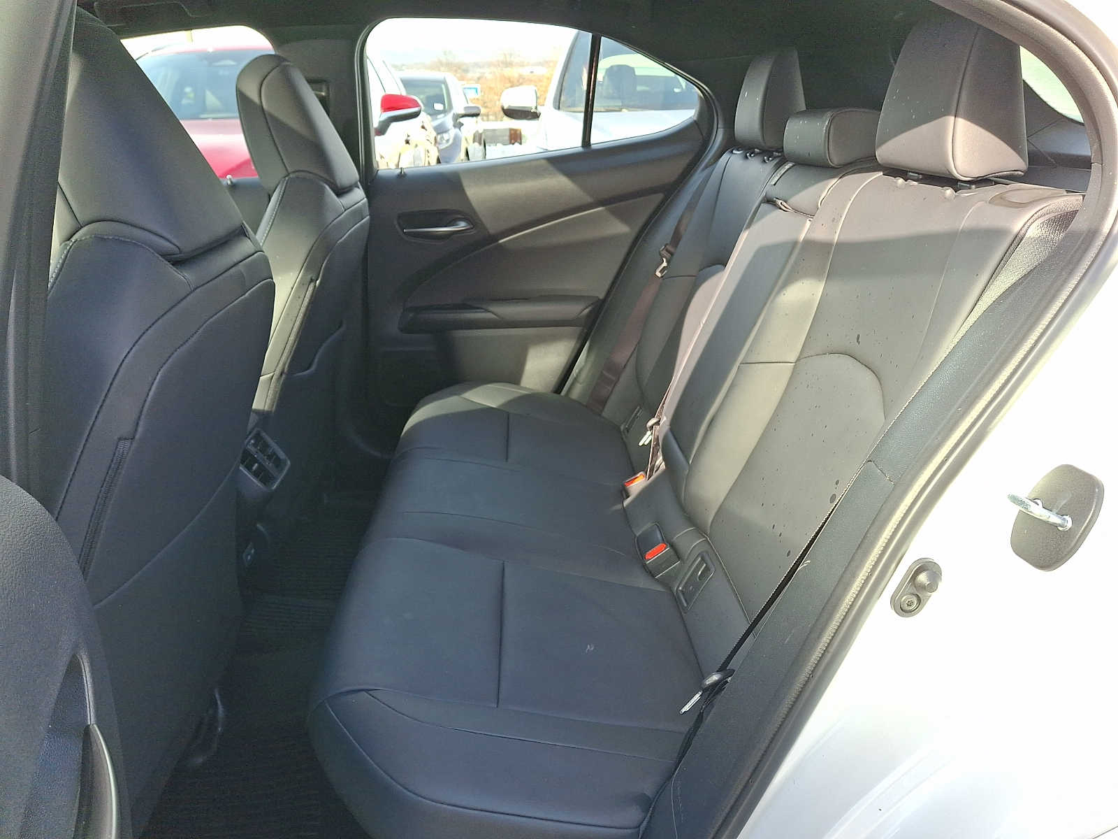 Thumbnail: 2023 Lexus UX - 7