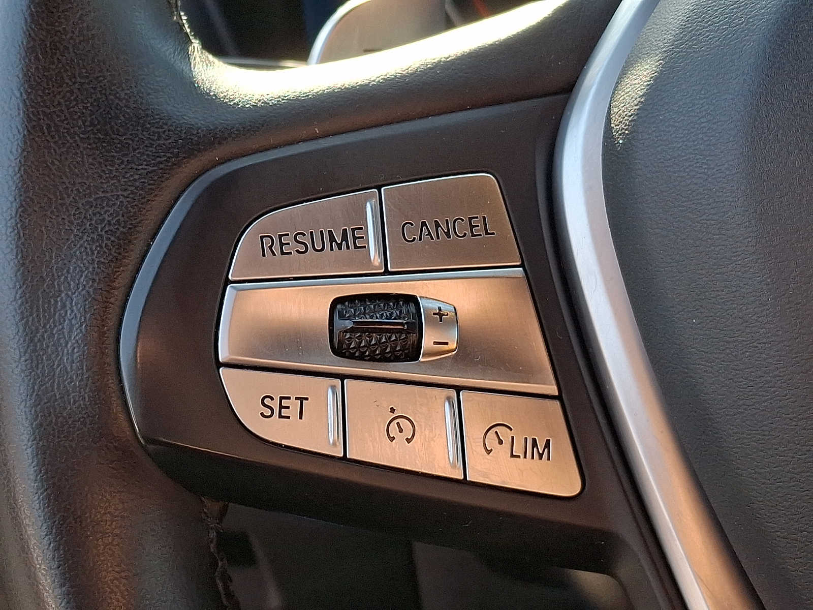 Thumbnail: 2023 BMW X3 - 18