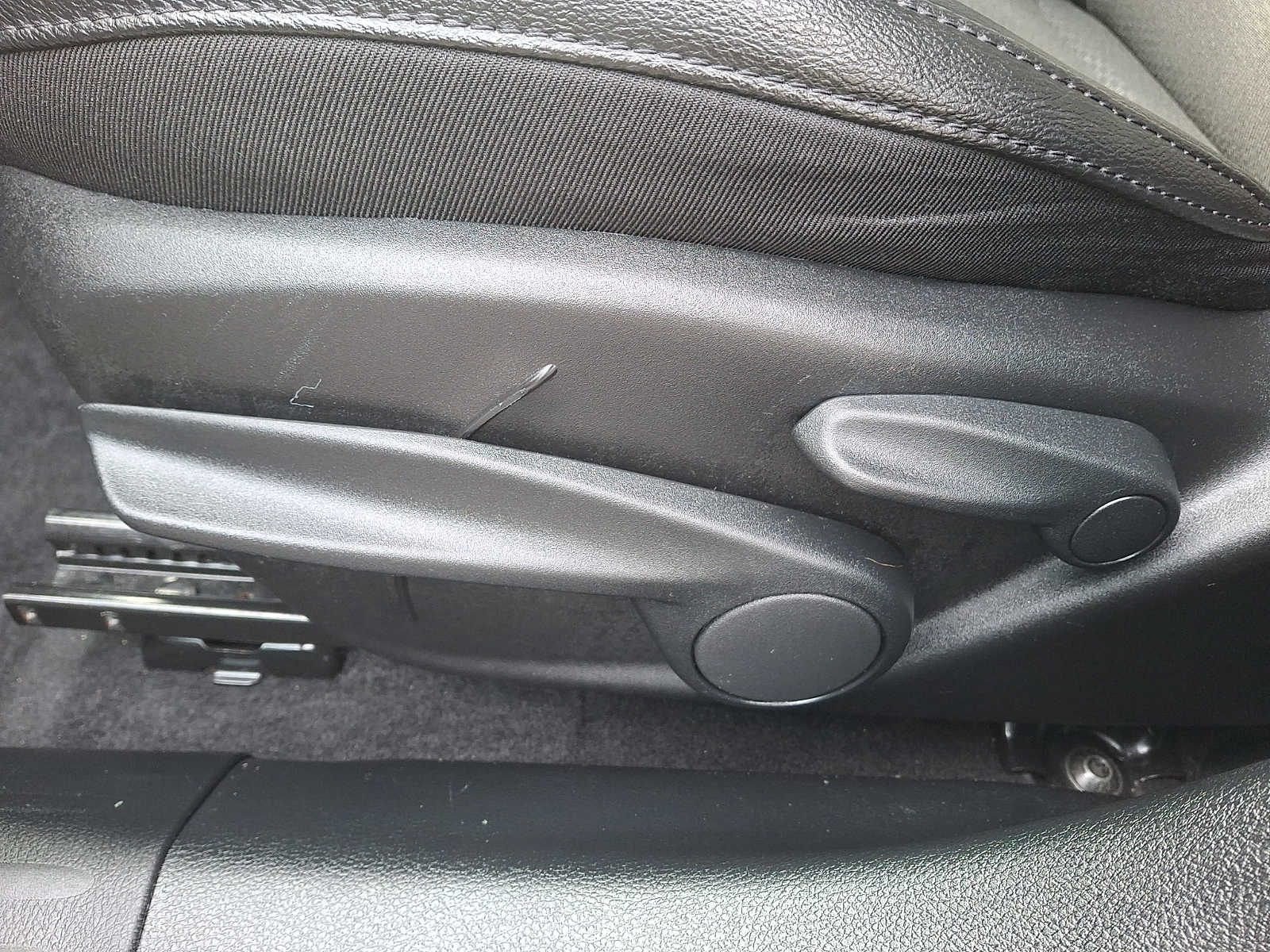 Thumbnail: 2024 Jeep Compass - 11