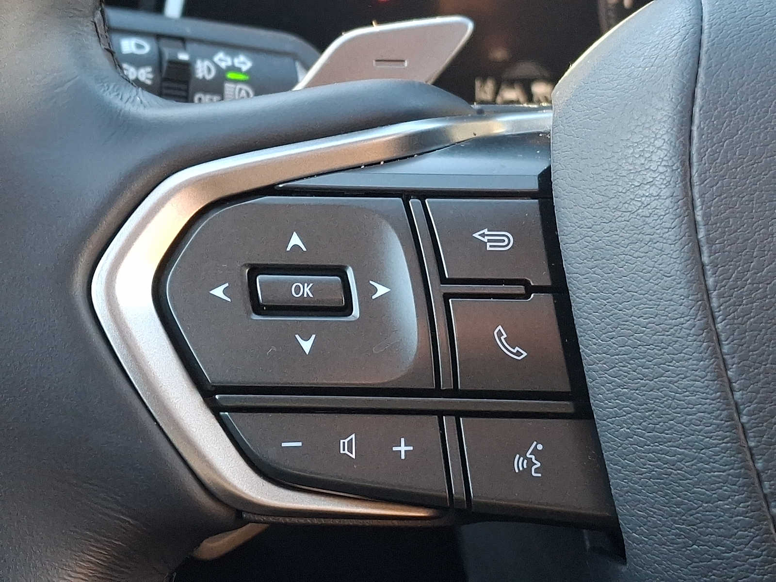 Thumbnail: 2025 Lexus NX - 18