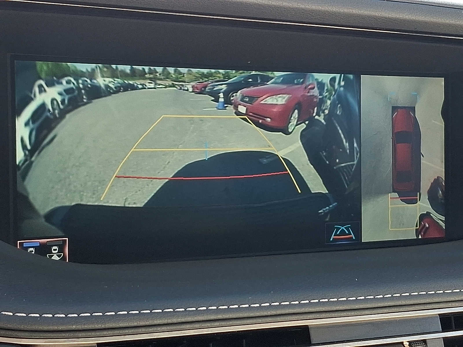 Thumbnail: 2020 Lexus LS - 16