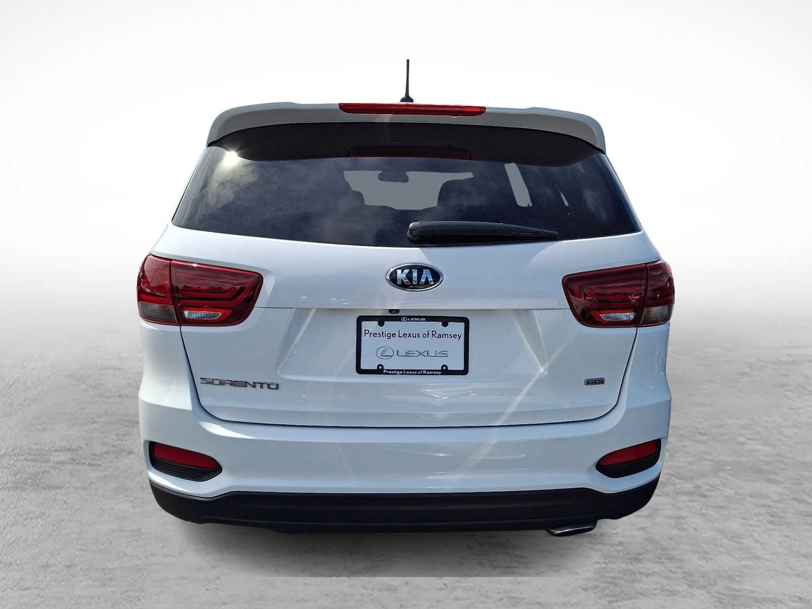 Thumbnail: 2019 Kia Sorento - 4