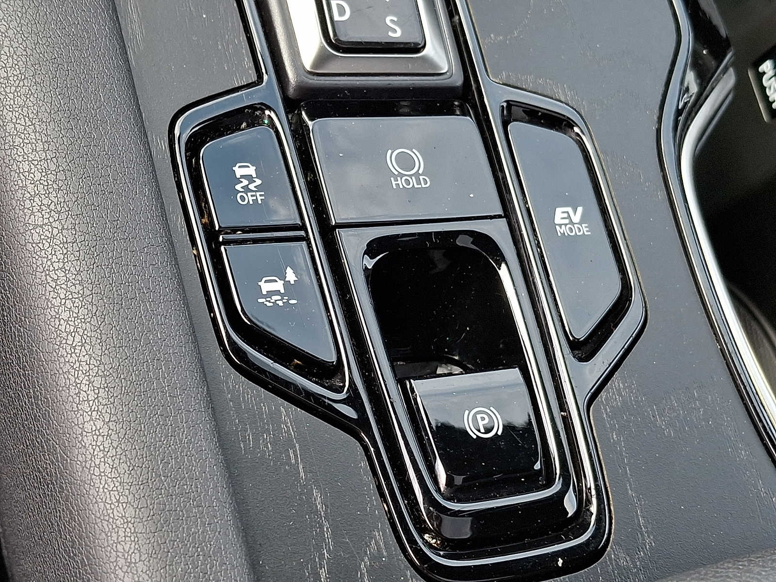 Thumbnail: 2023 Lexus RX - 17