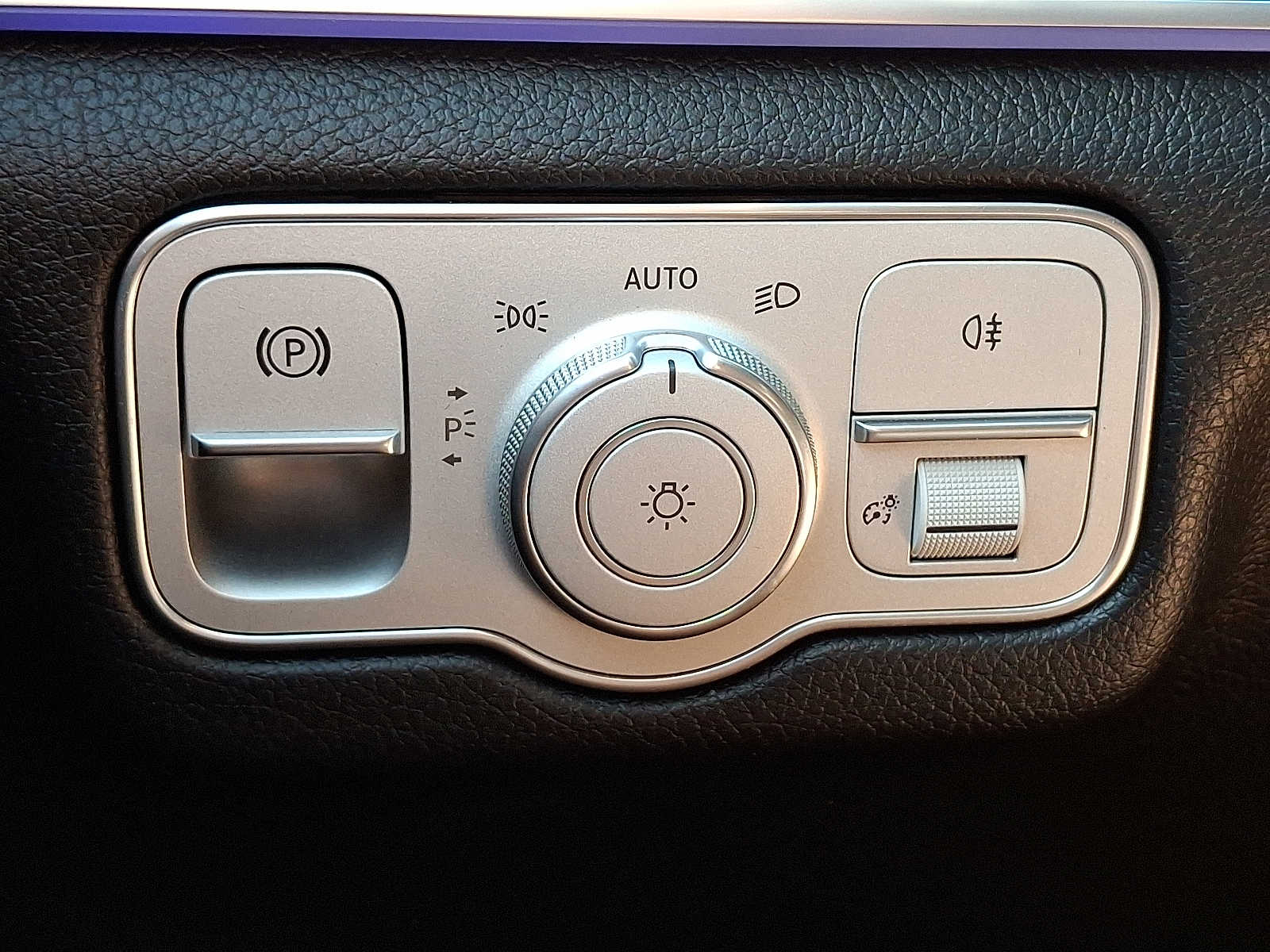 Thumbnail: 2021 Mercedes-Benz GLE - 18